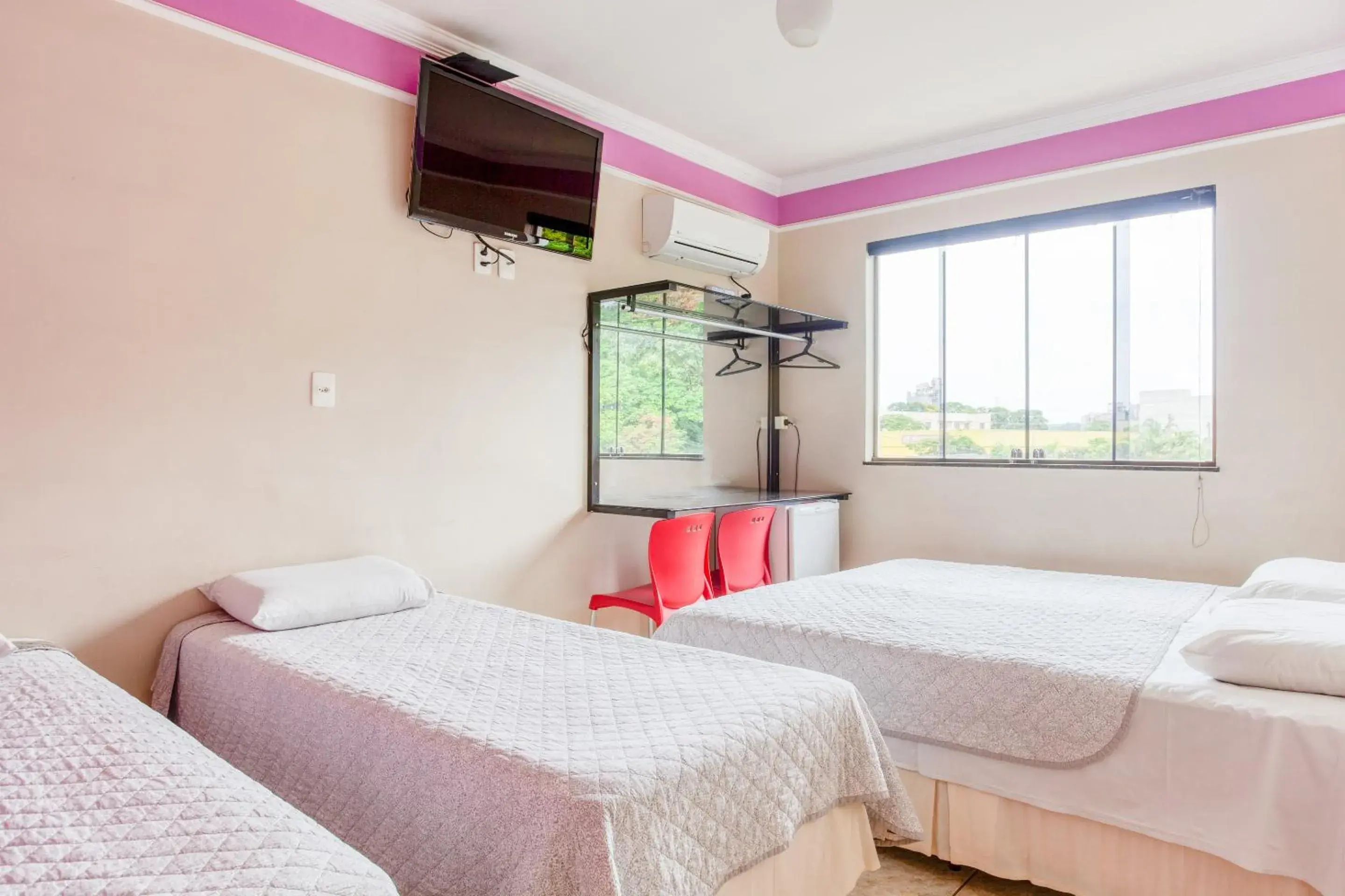 Standard Quadruple Room - single occupancy in Ouro Hotel Standard Quadruple Room - single occupancy in Ouro Hotel