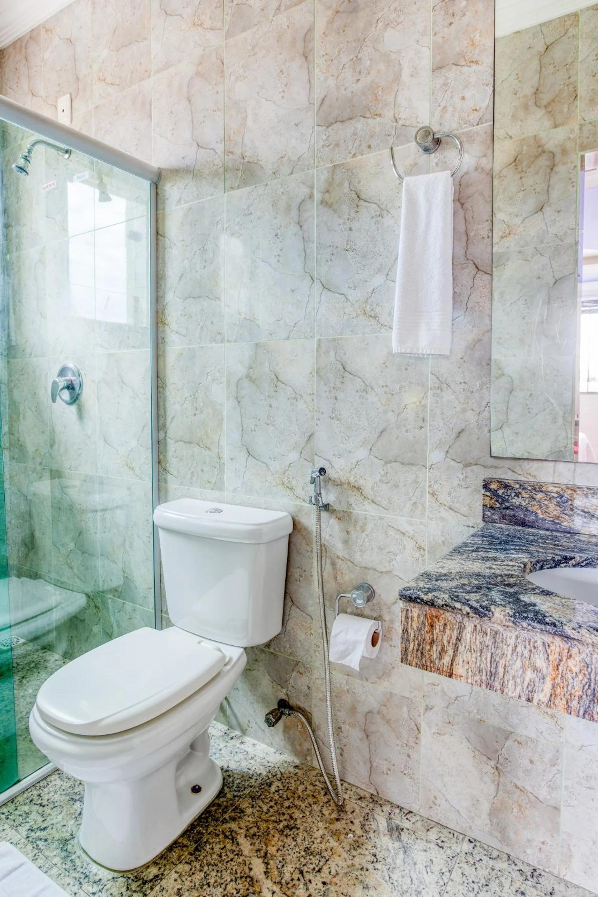 Bathroom in Ouro Hotel