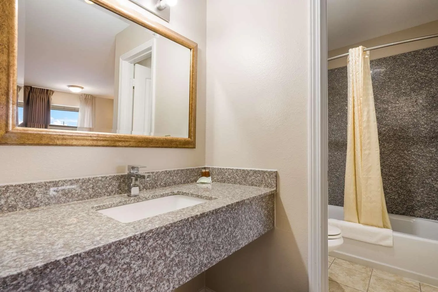 Bathroom in Americas Best Value Inn Refugio