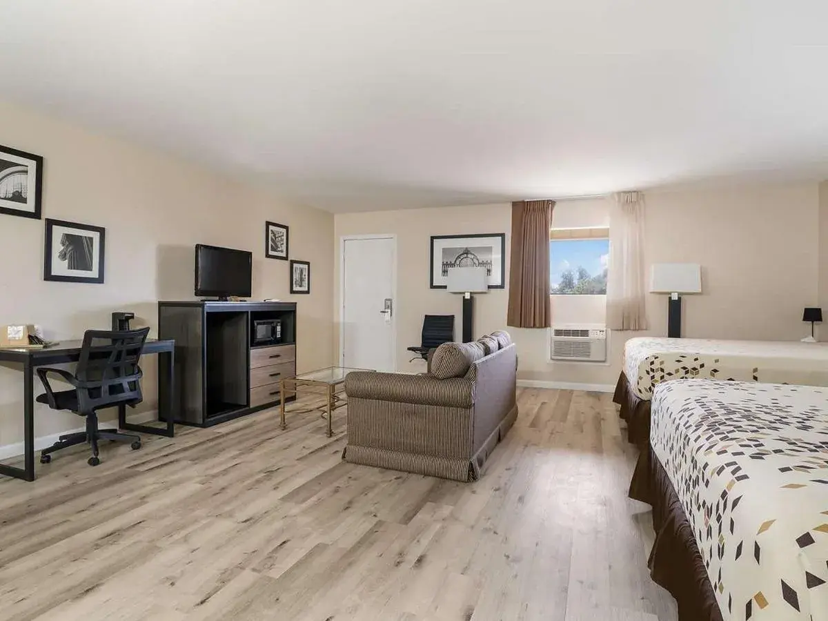 Bedroom, Bed in Americas Best Value Inn Refugio Bedroom, Bed in Americas Best Value Inn Refugio