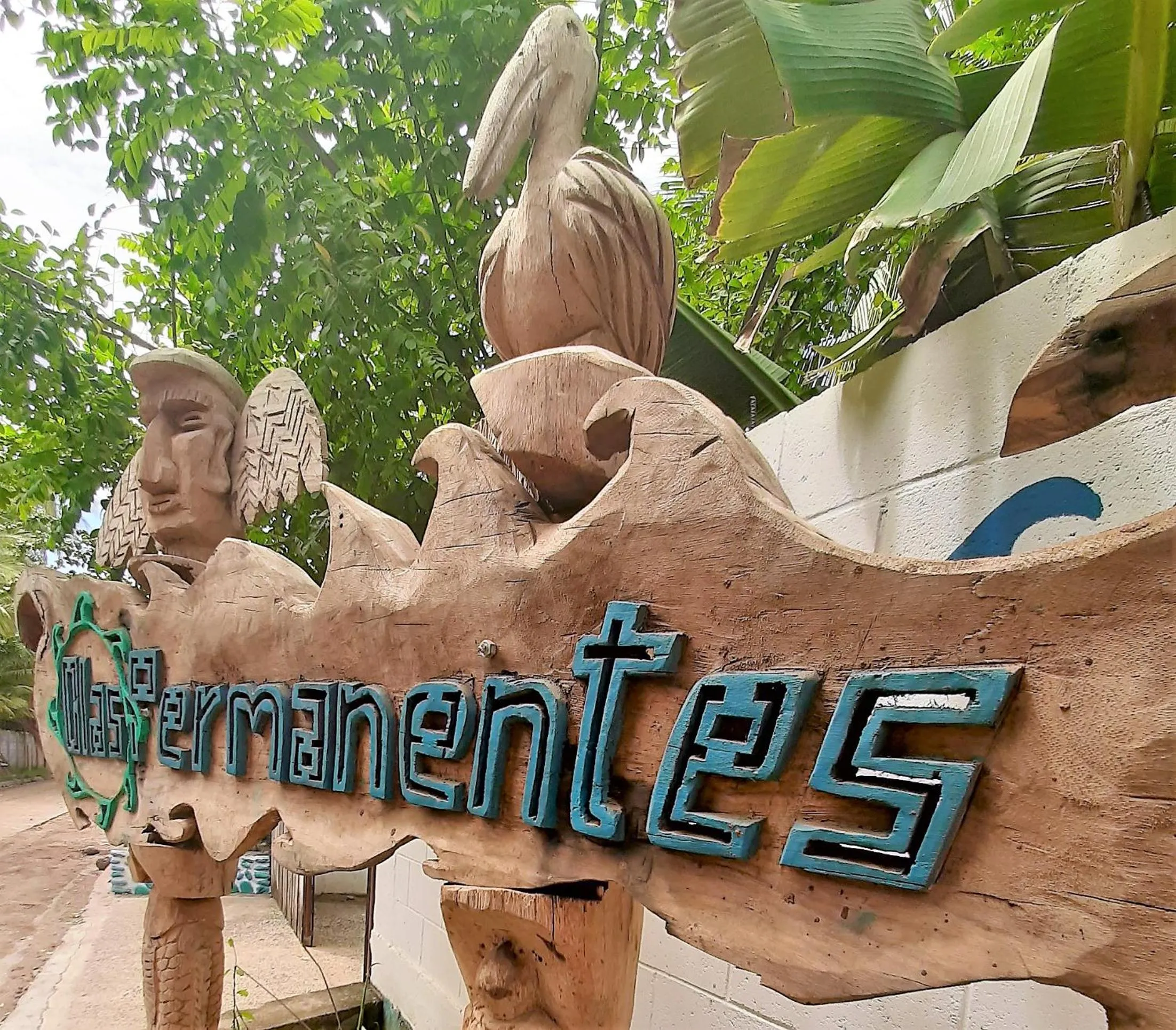 Decorative detail in Olas Permanentes El Zonte