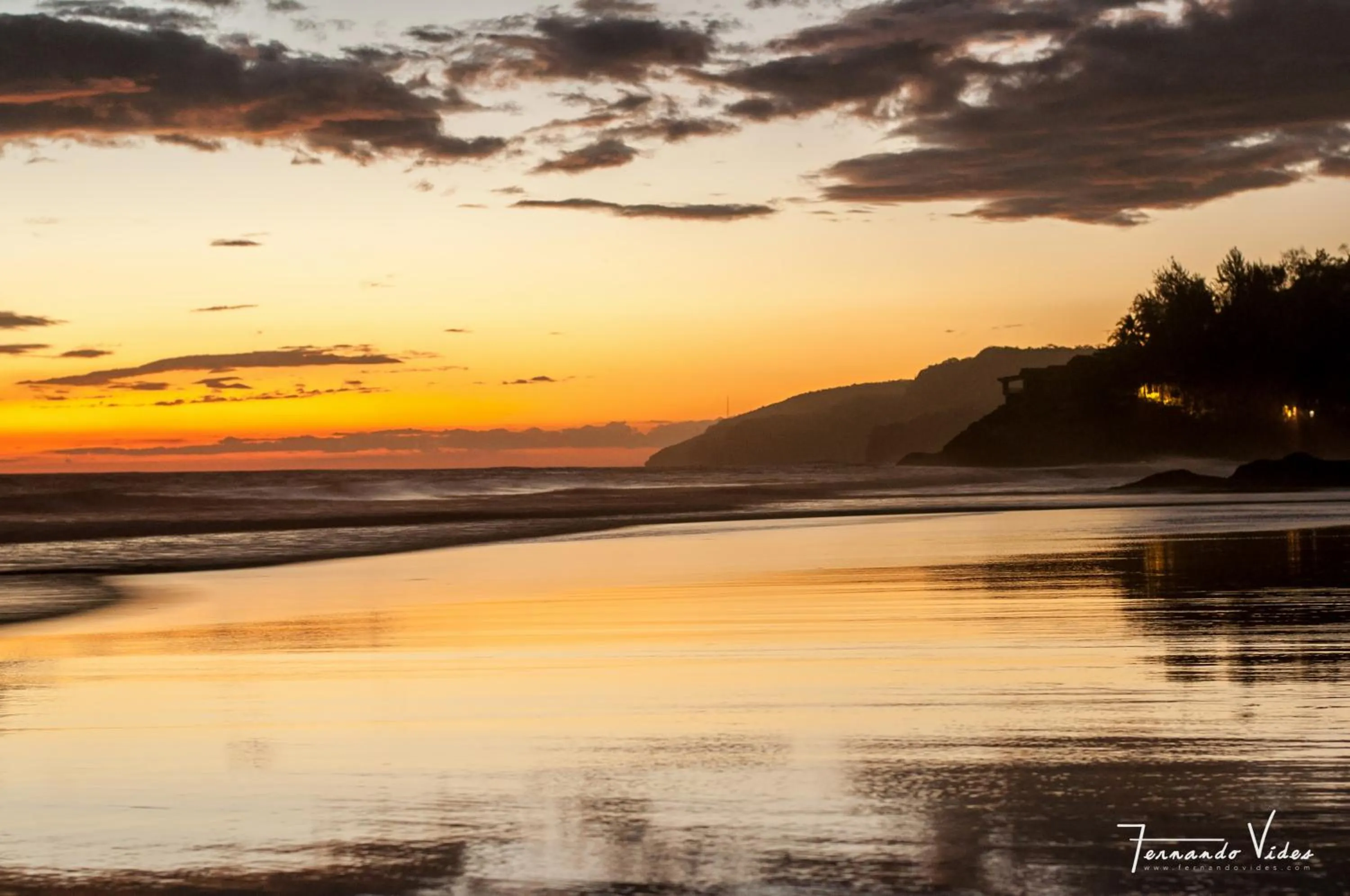 Sunset in Olas Permanentes El Zonte