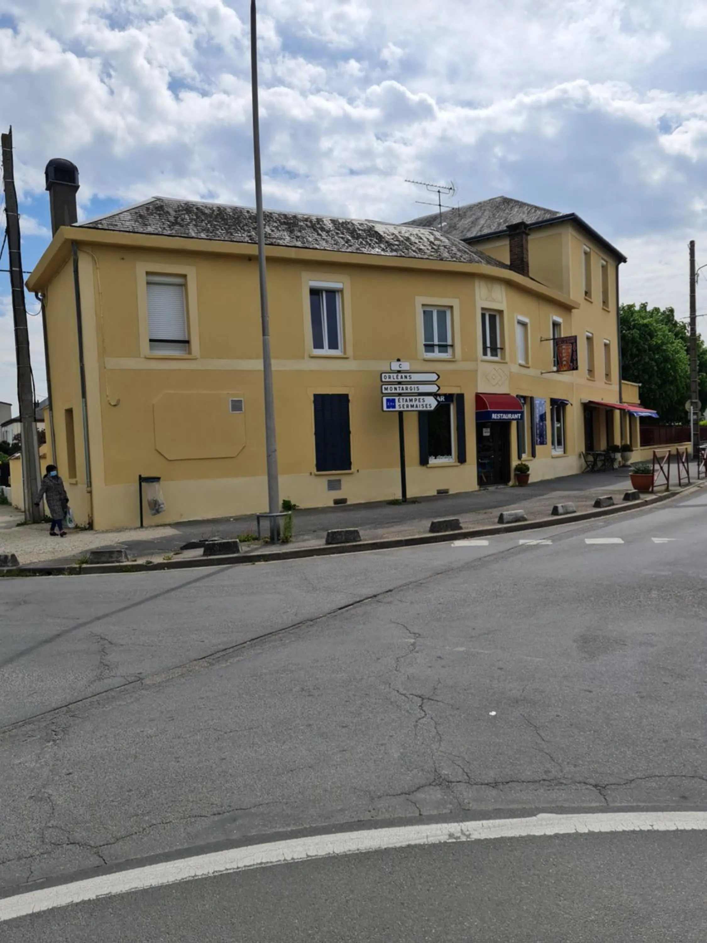 Property Building in LE MISTRAL 45