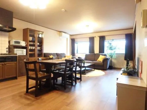 Shimanouchi Guest House