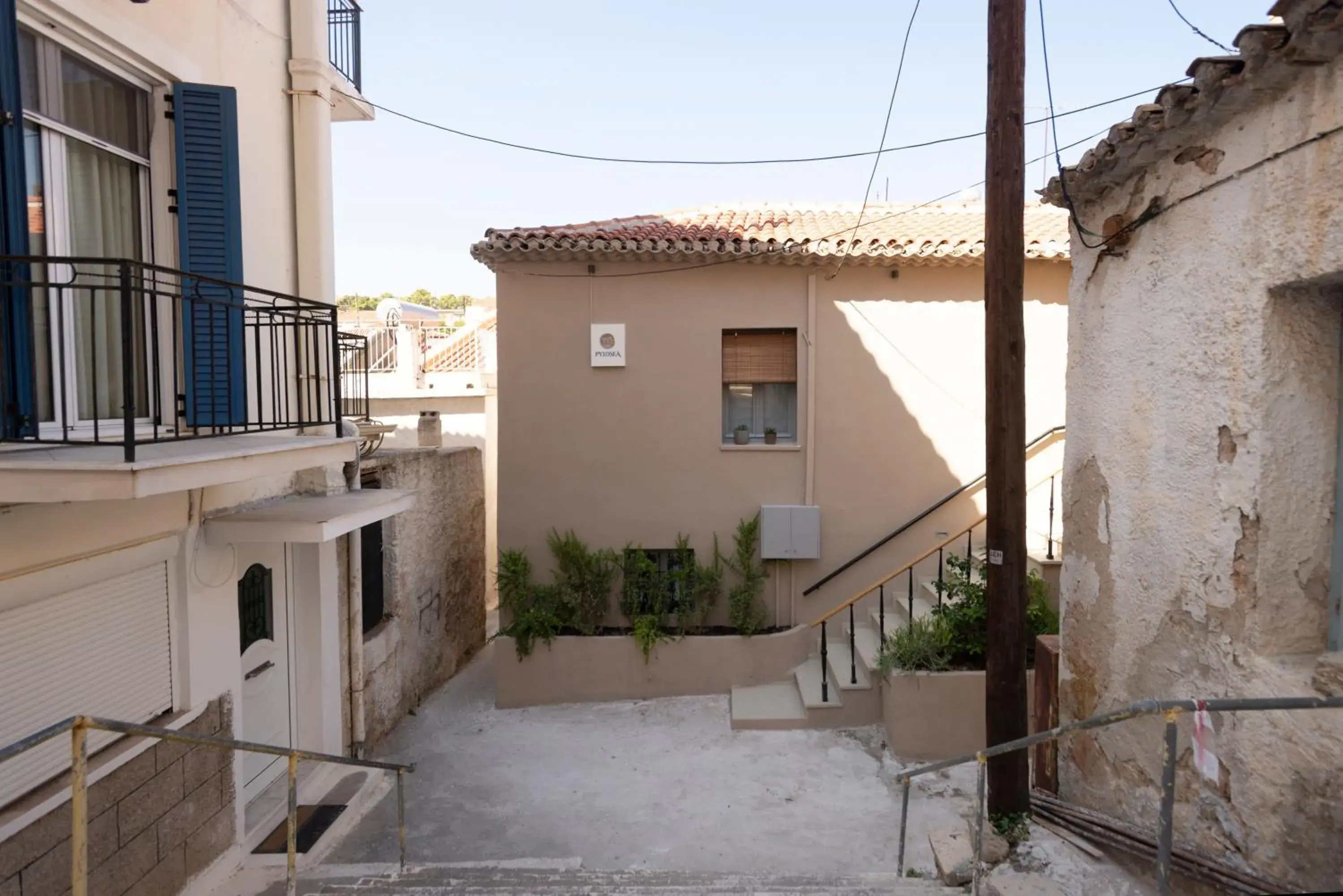 Property building in Pylosea Luxury Lodge Property building in Pylosea Luxury Lodge