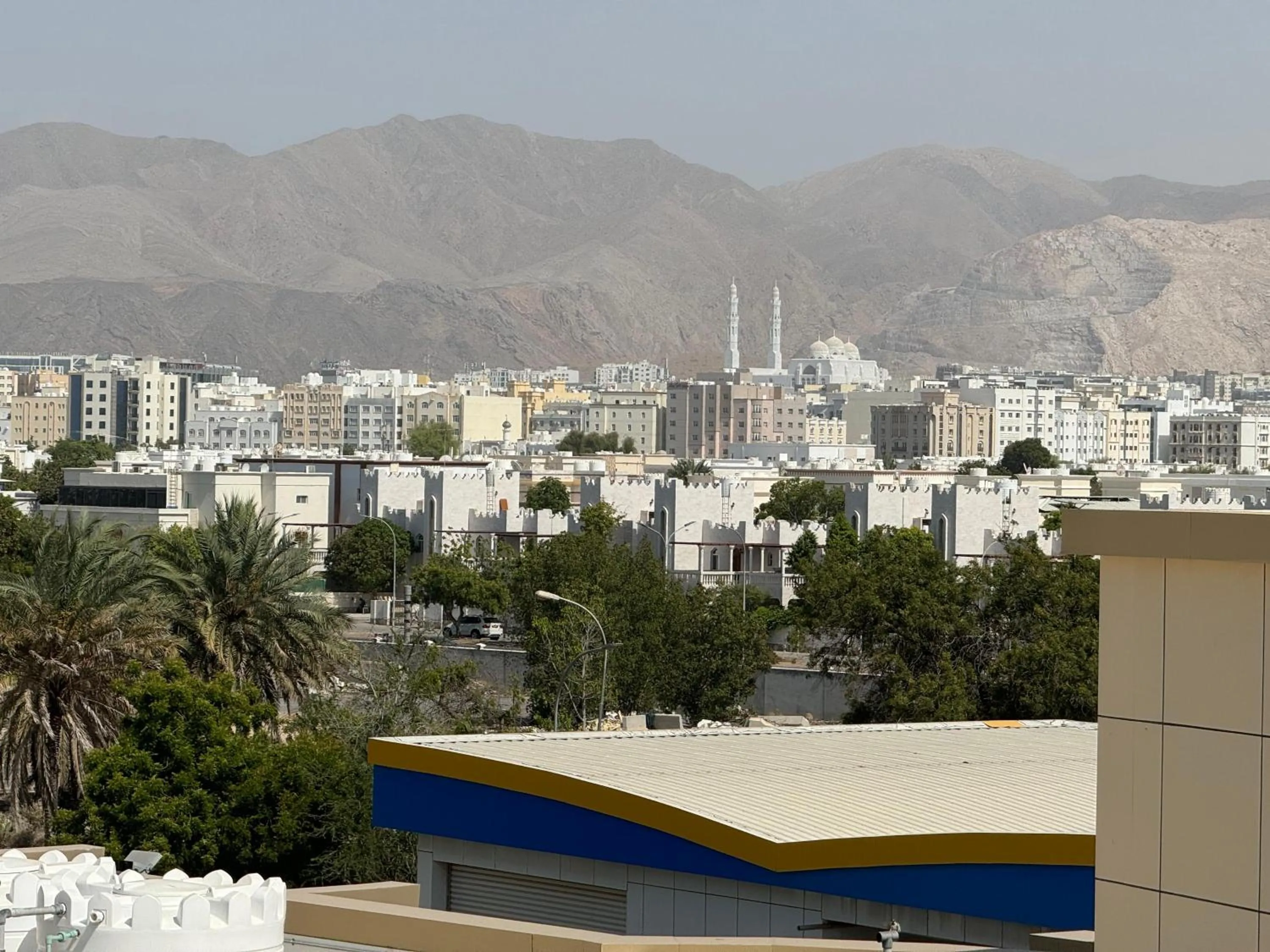 Al Ferdous Hotel Apartments