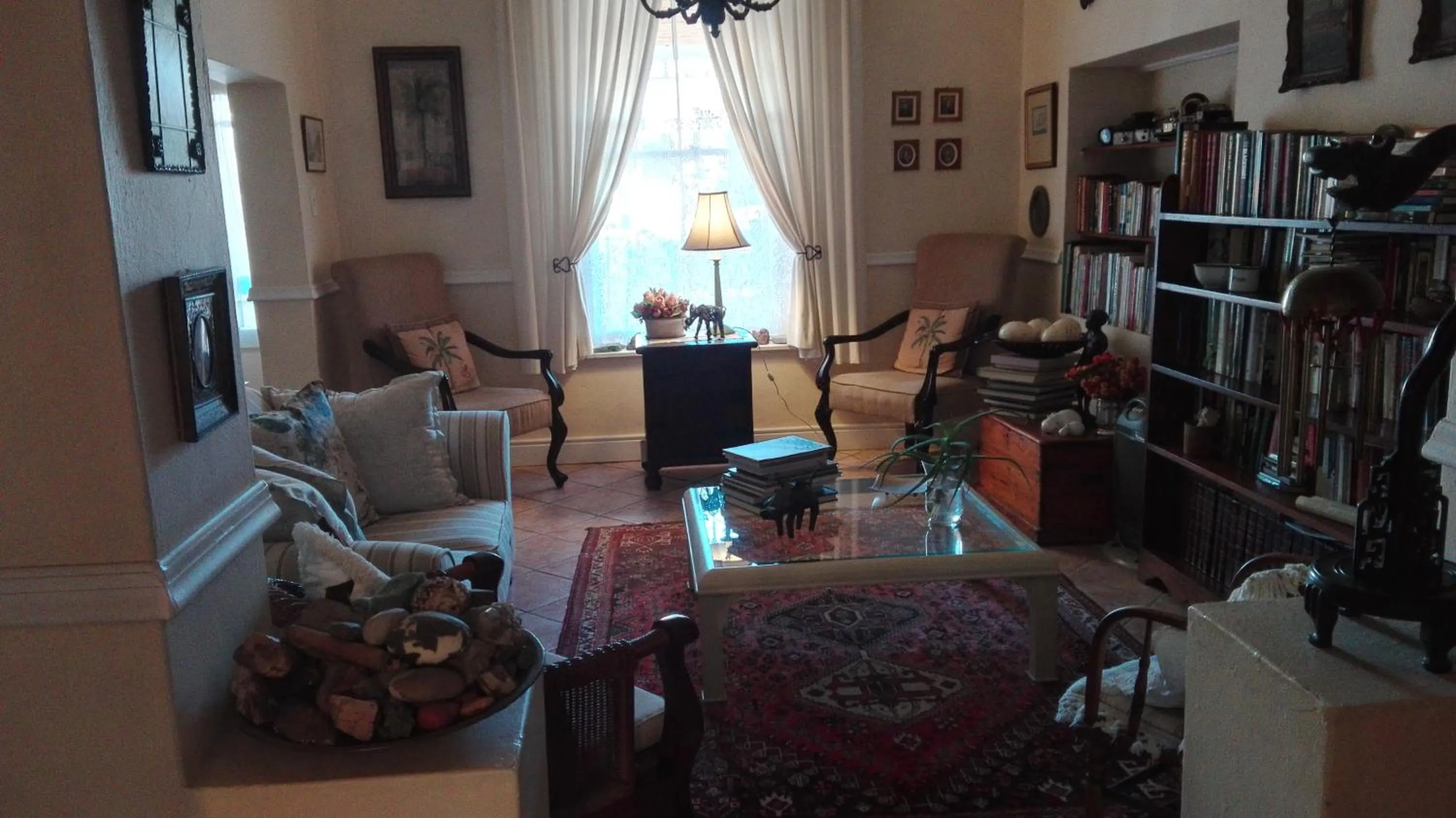 Library in Saxe-Coburg Lodge