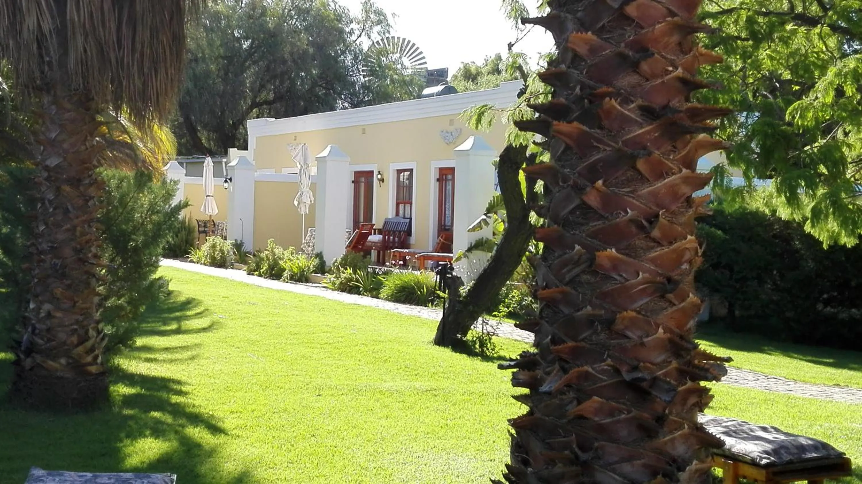 Garden in Saxe-Coburg Lodge