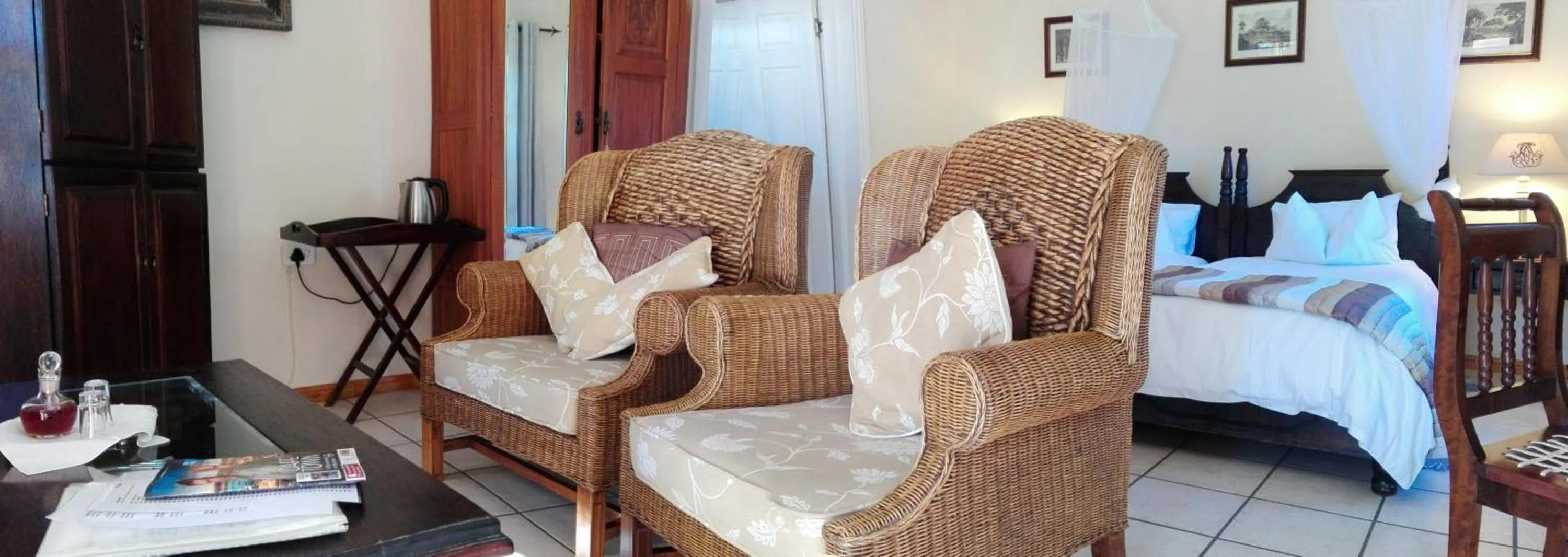 Photo of the whole room in Saxe-Coburg Lodge