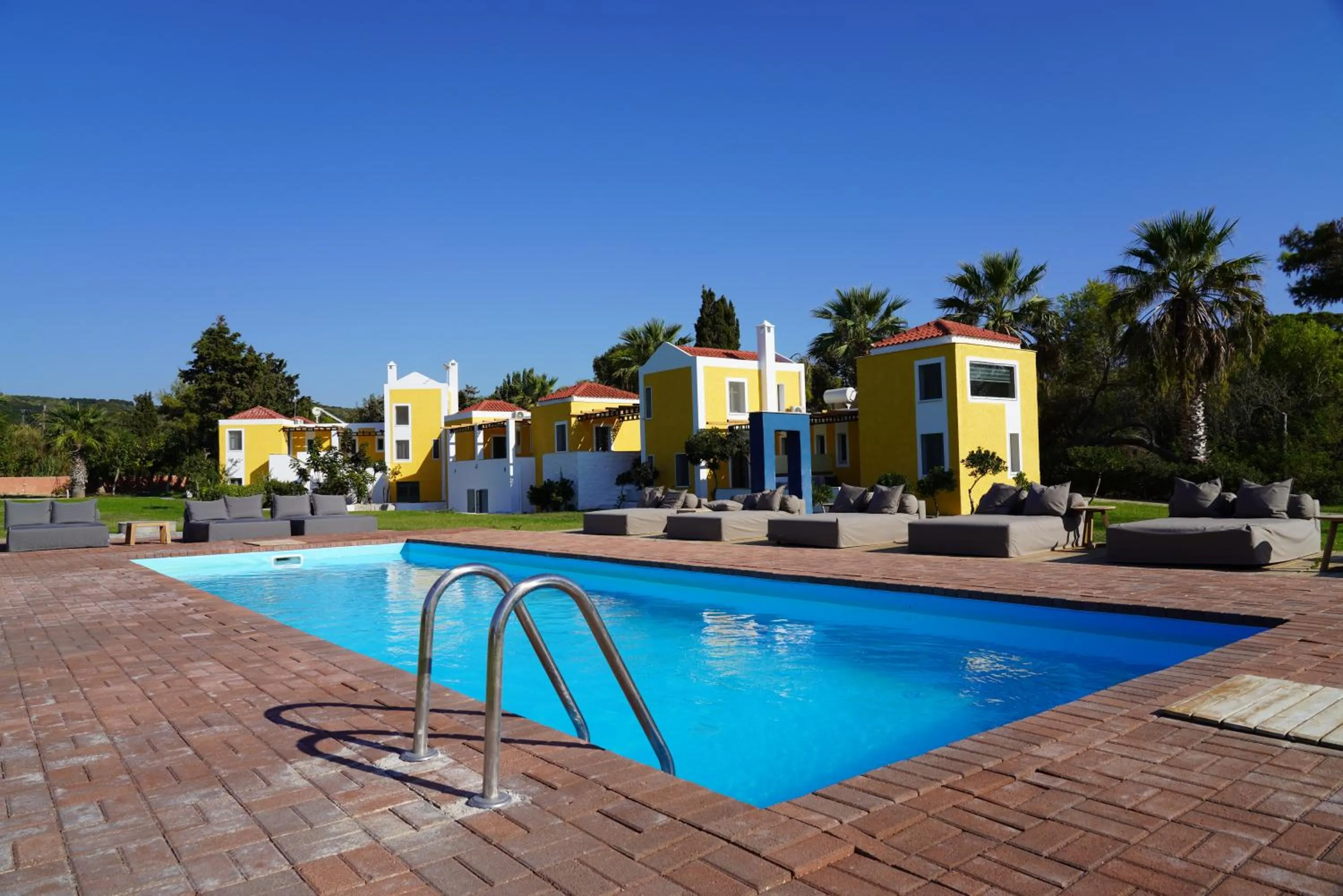 Swimming pool in VIP APARTMENTS