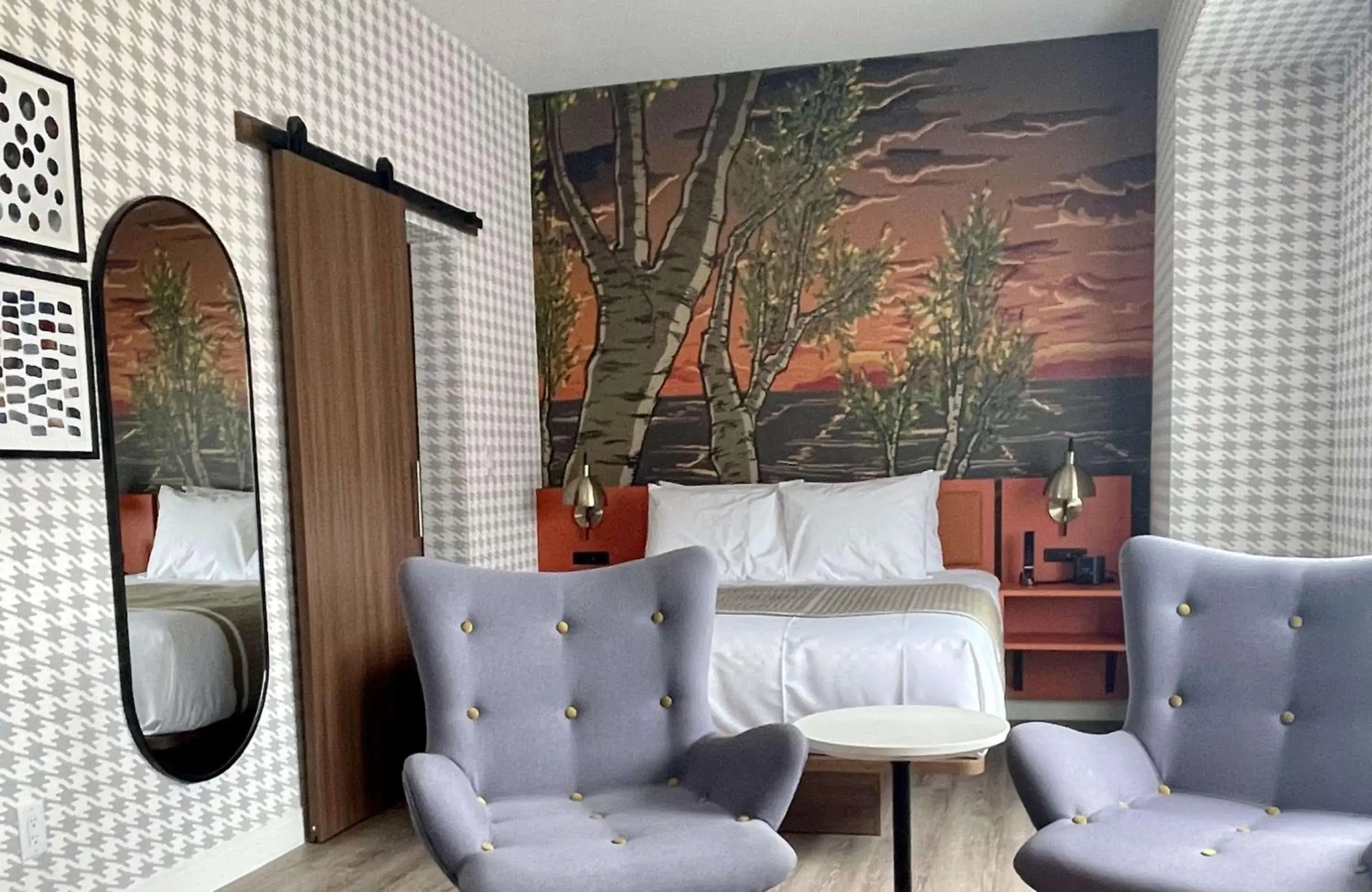 Bedroom in Superior Shores Hotel, BW Signature Collection by Best Western Bedroom in Superior Shores Hotel, BW Signature Collection by Best Western