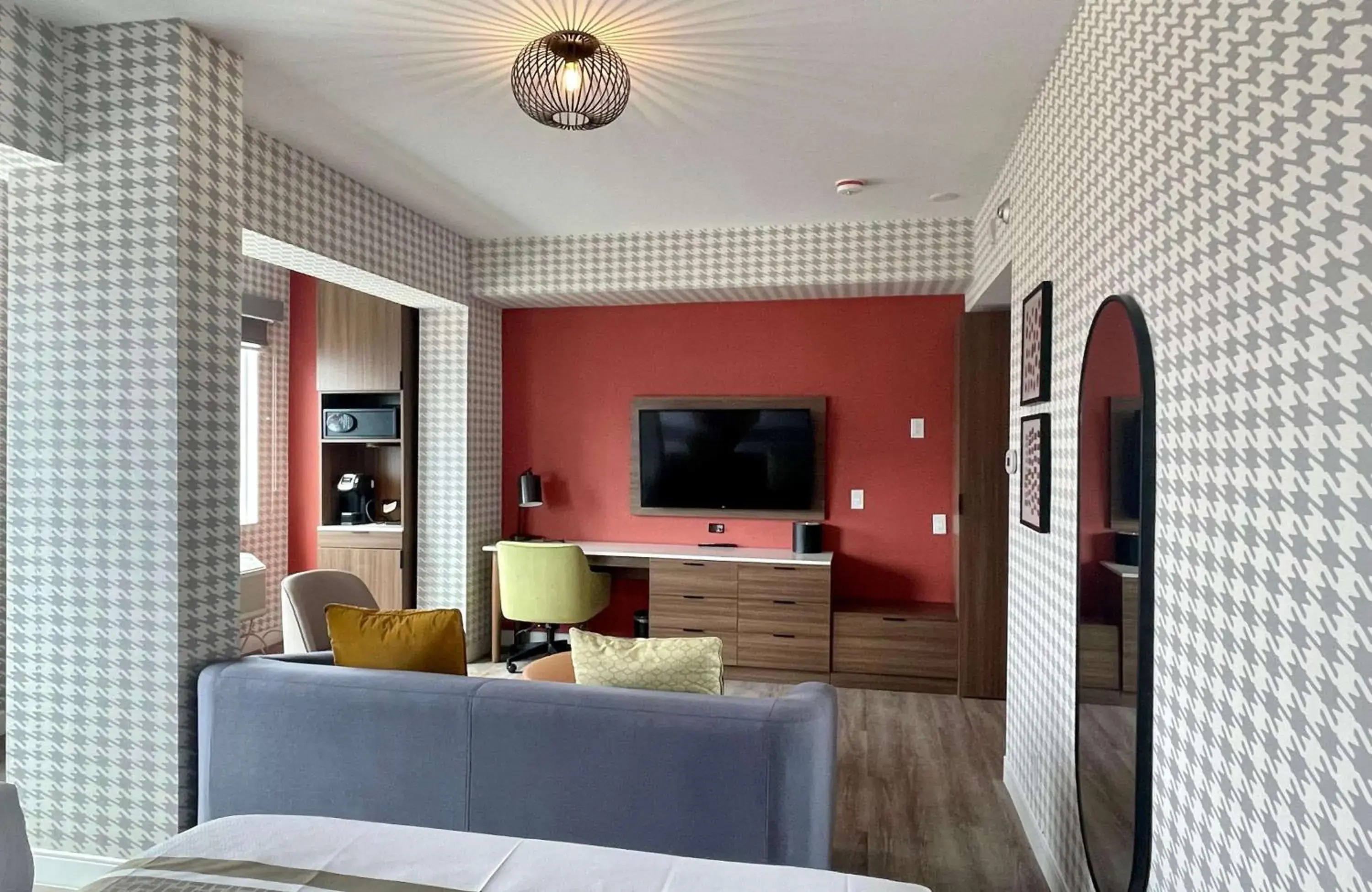 Bedroom in Superior Shores Hotel, BW Signature Collection by Best Western Bedroom in Superior Shores Hotel, BW Signature Collection by Best Western