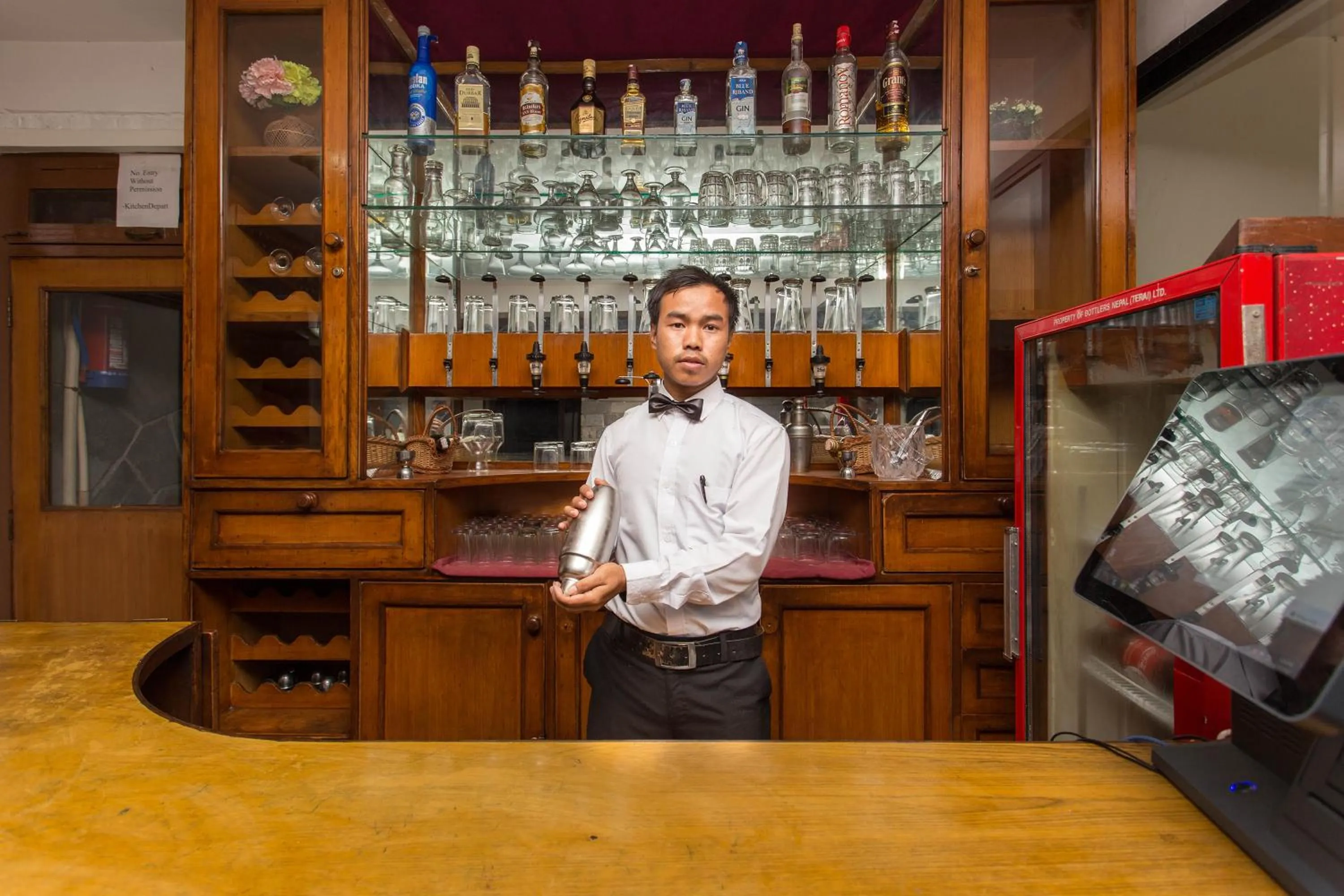 Restaurant/places to eat in Hotel Tulsi