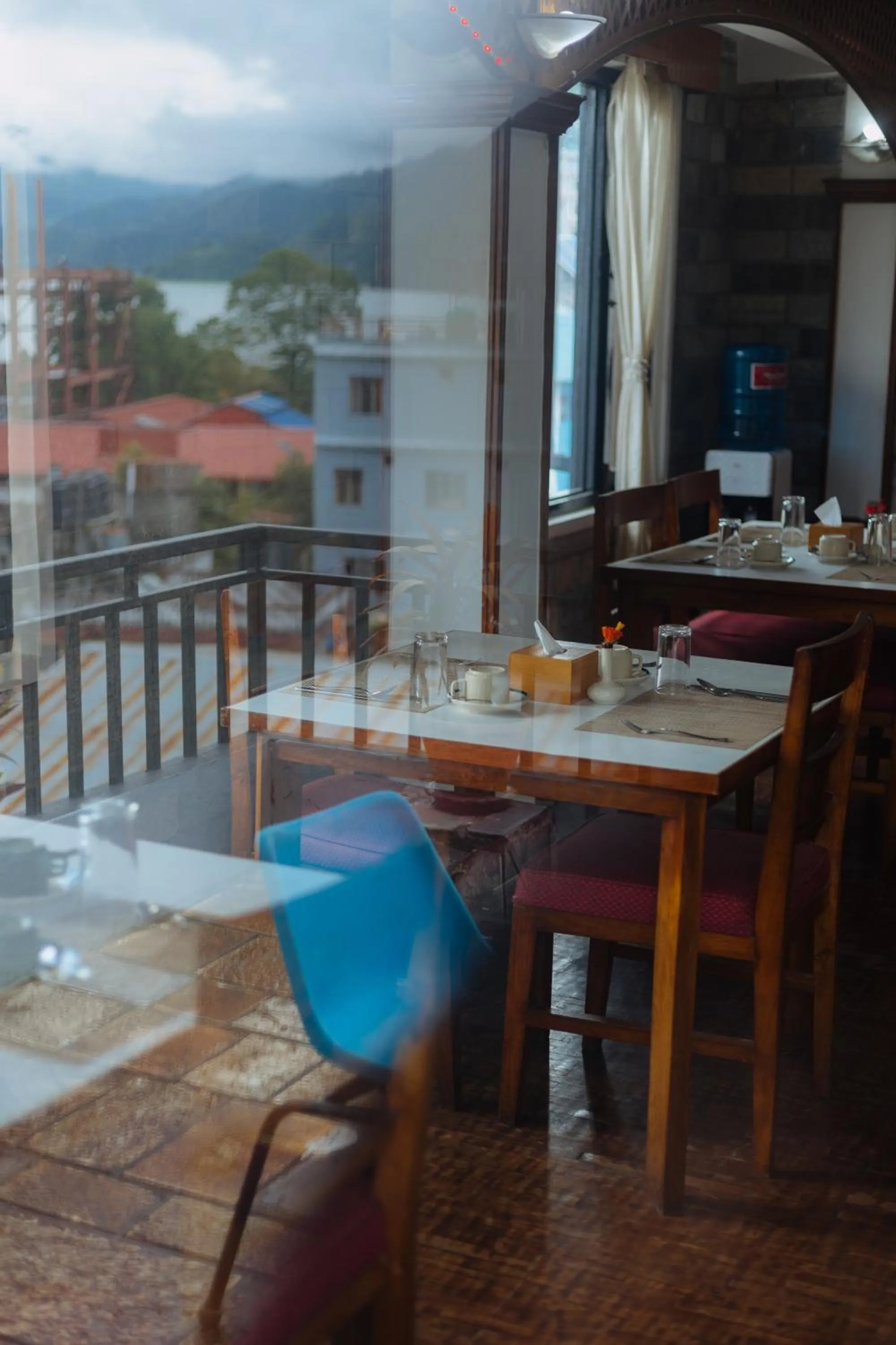 Restaurant/places to eat in Hotel Tulsi