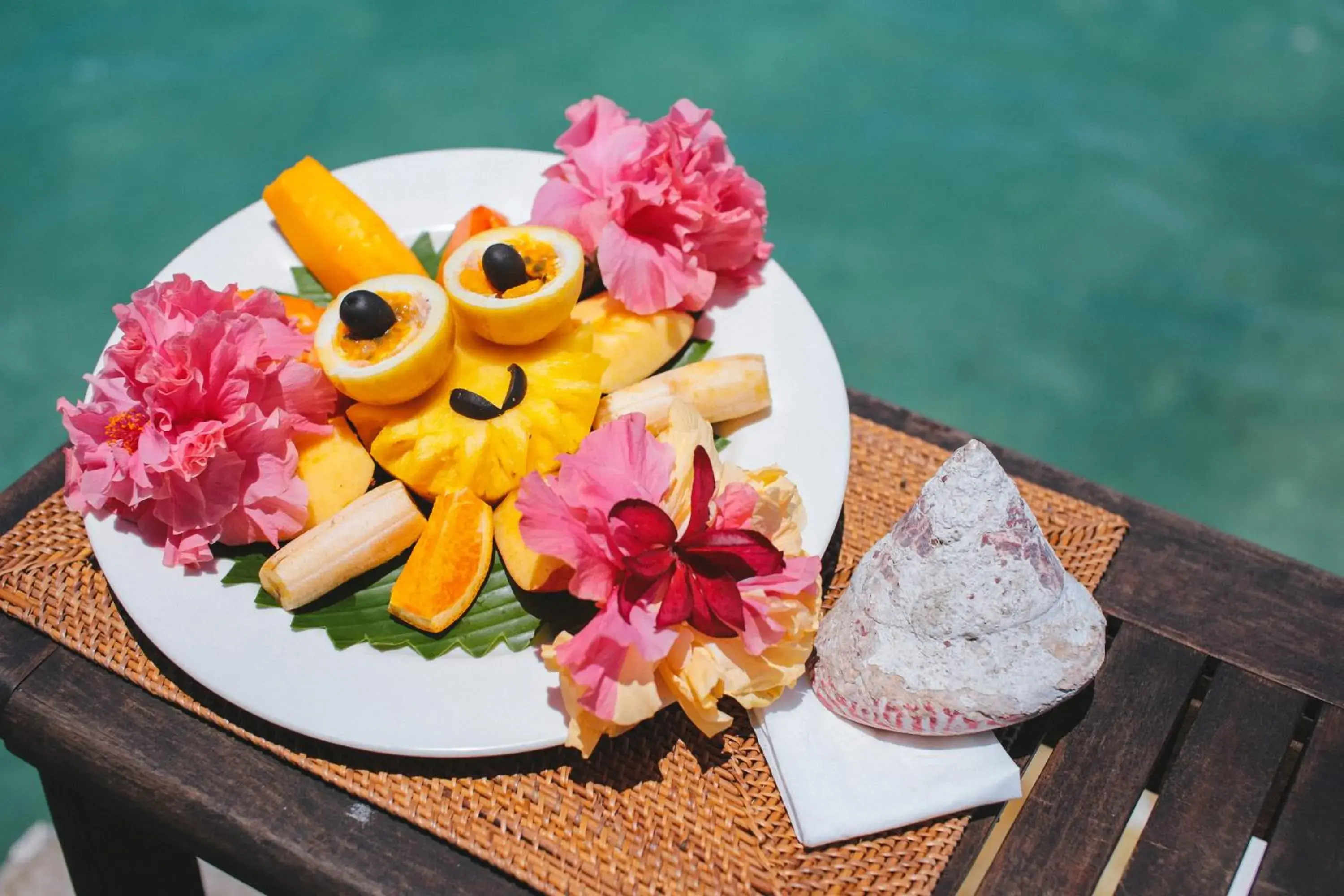 Food and drinks in Coco Beach Resort Food and drinks in Coco Beach Resort