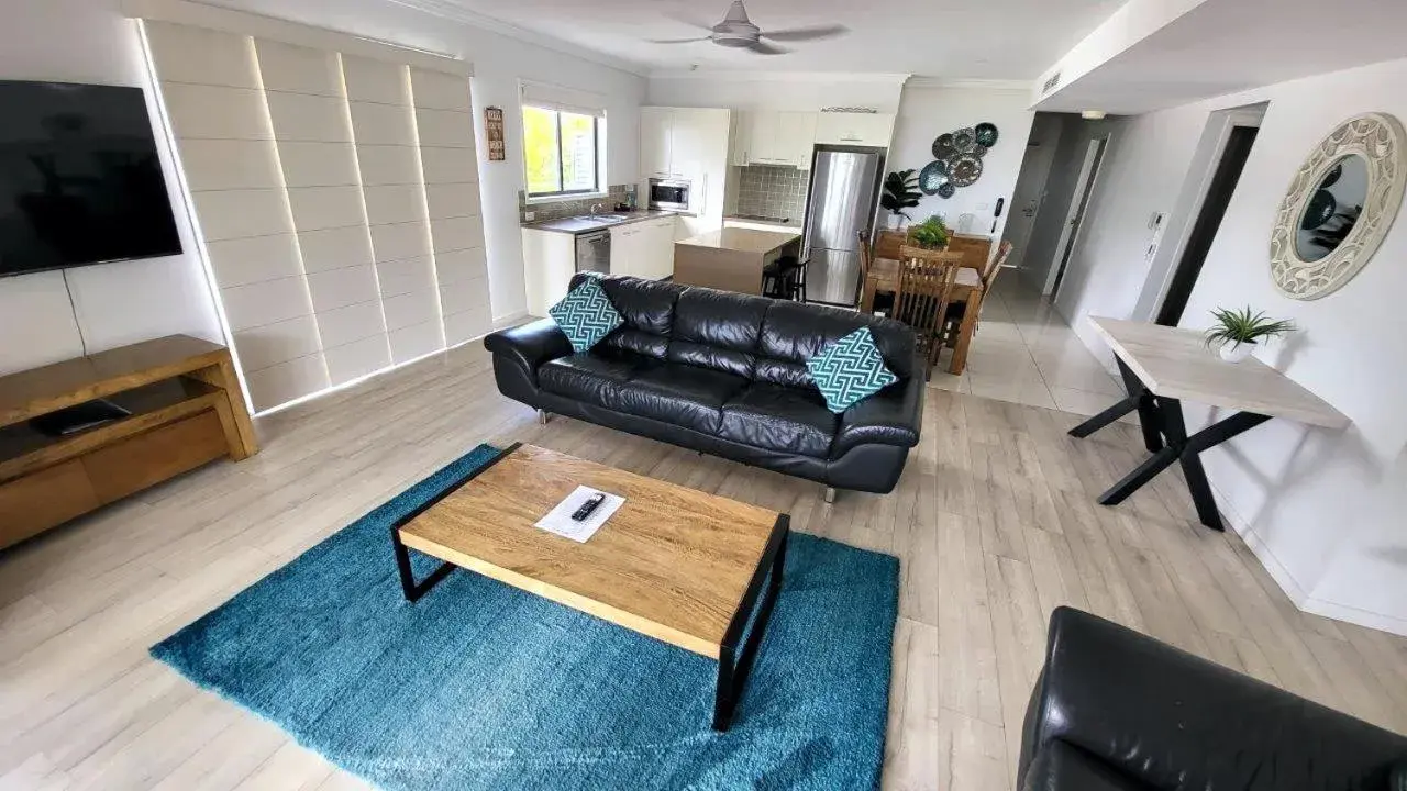 Two-Bedroom Apartment with Ocean View in Eden by the Bay Two-Bedroom Apartment with Ocean View in Eden by the Bay