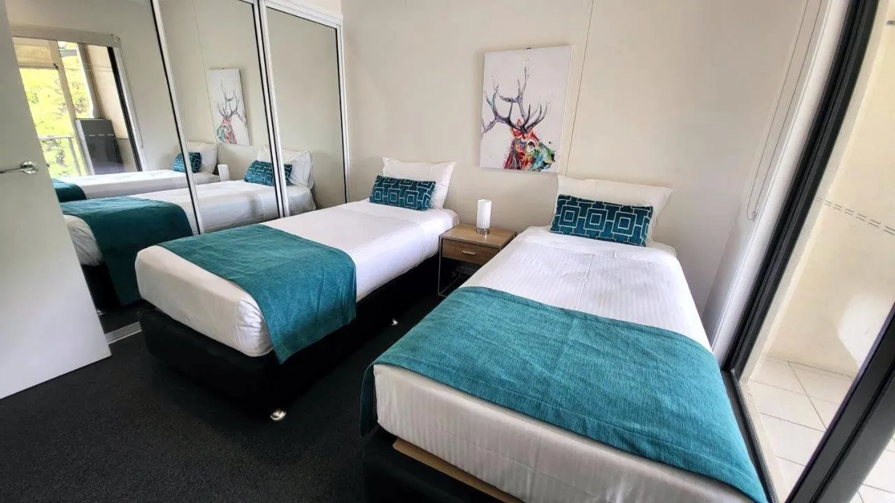 Bed in Eden by the Bay