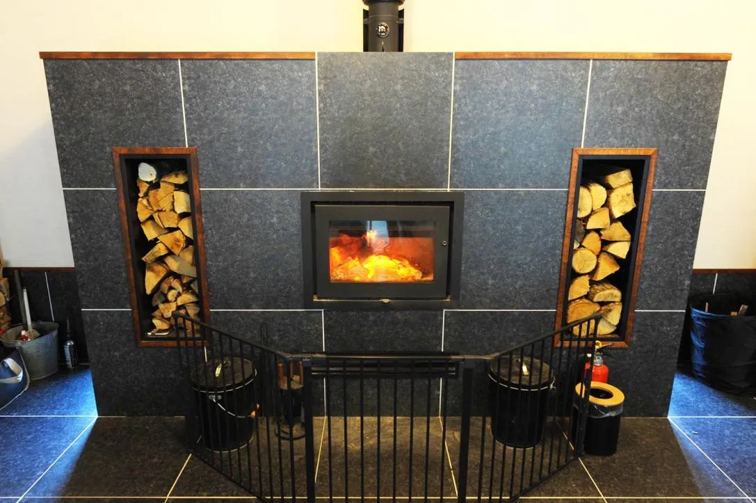 Communal lounge/ TV room in Onsen Yado Misuzuso