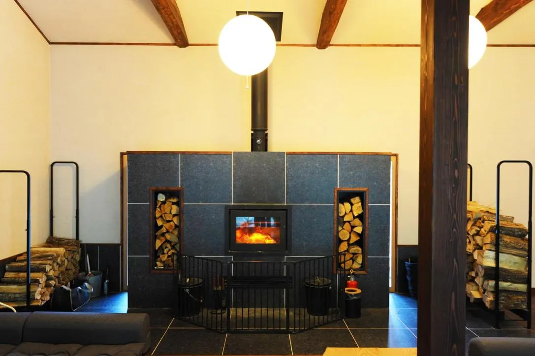 Communal lounge/ TV room in Onsen Yado Misuzuso