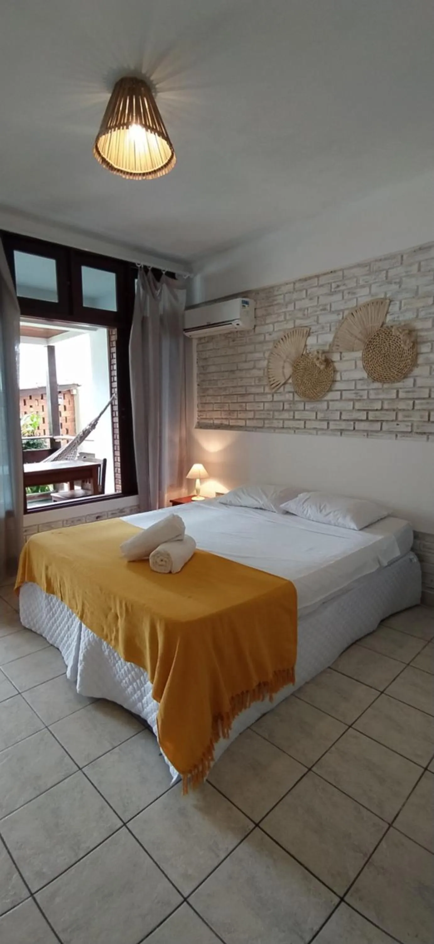 Photo of the whole room, Bed in Pousada Luz do Porto