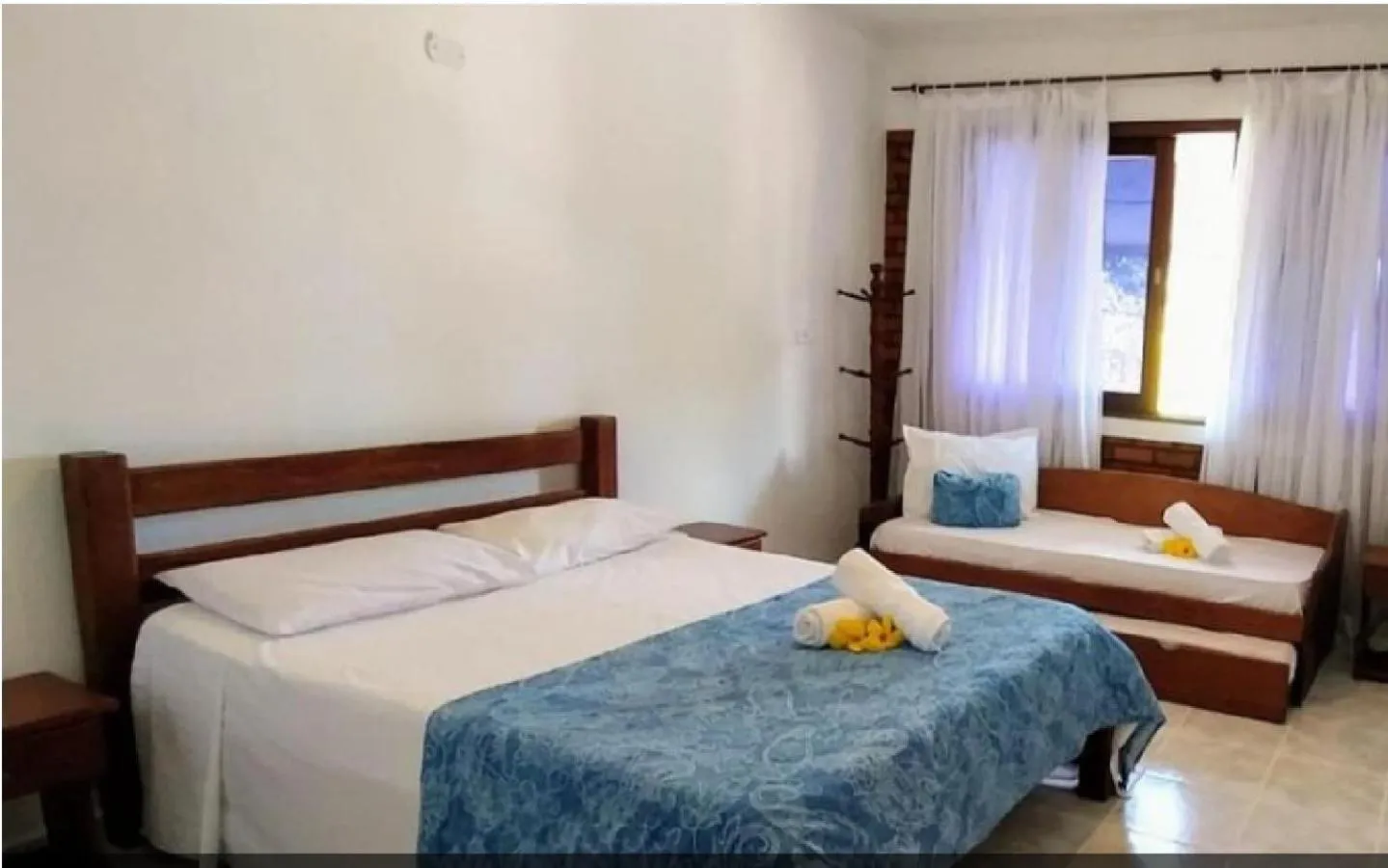 Photo of the whole room, Bed in Pousada Luz do Porto