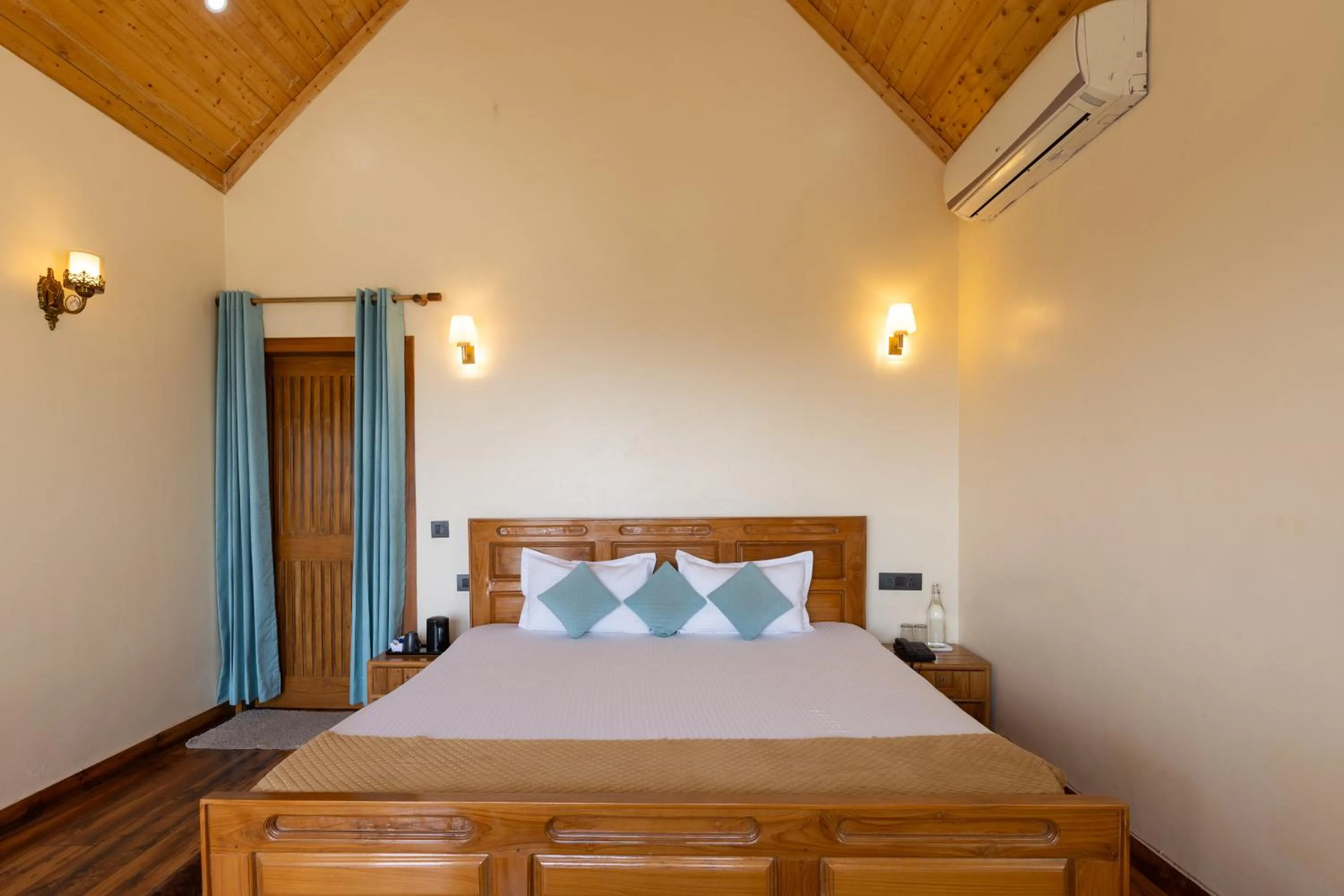 Bed in The Bougainvillea Retreat - A Luxury Private Pool Villa in Dehradun