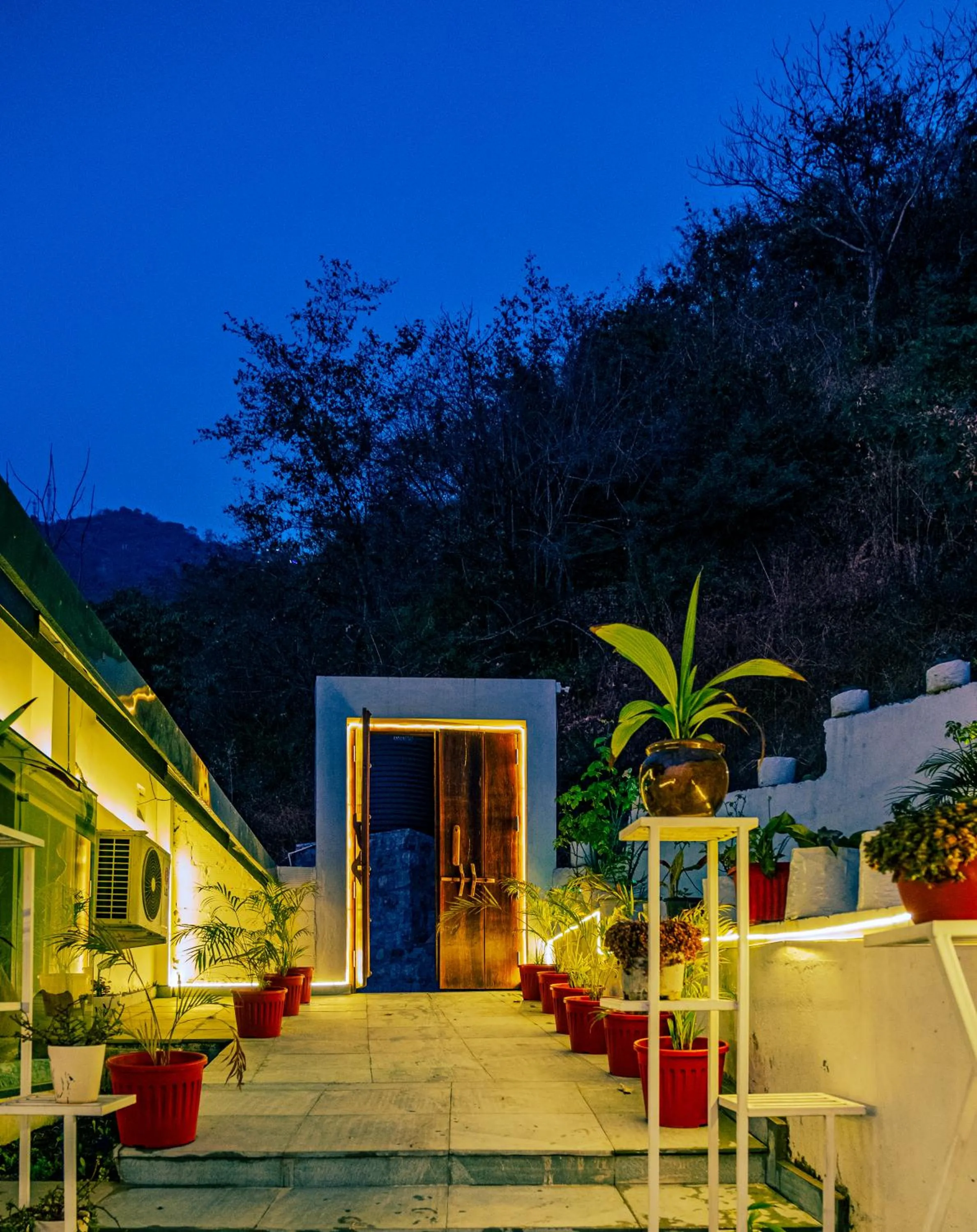 Night in The Bougainvillea Retreat - A Luxury Private Pool Villa in Dehradun
