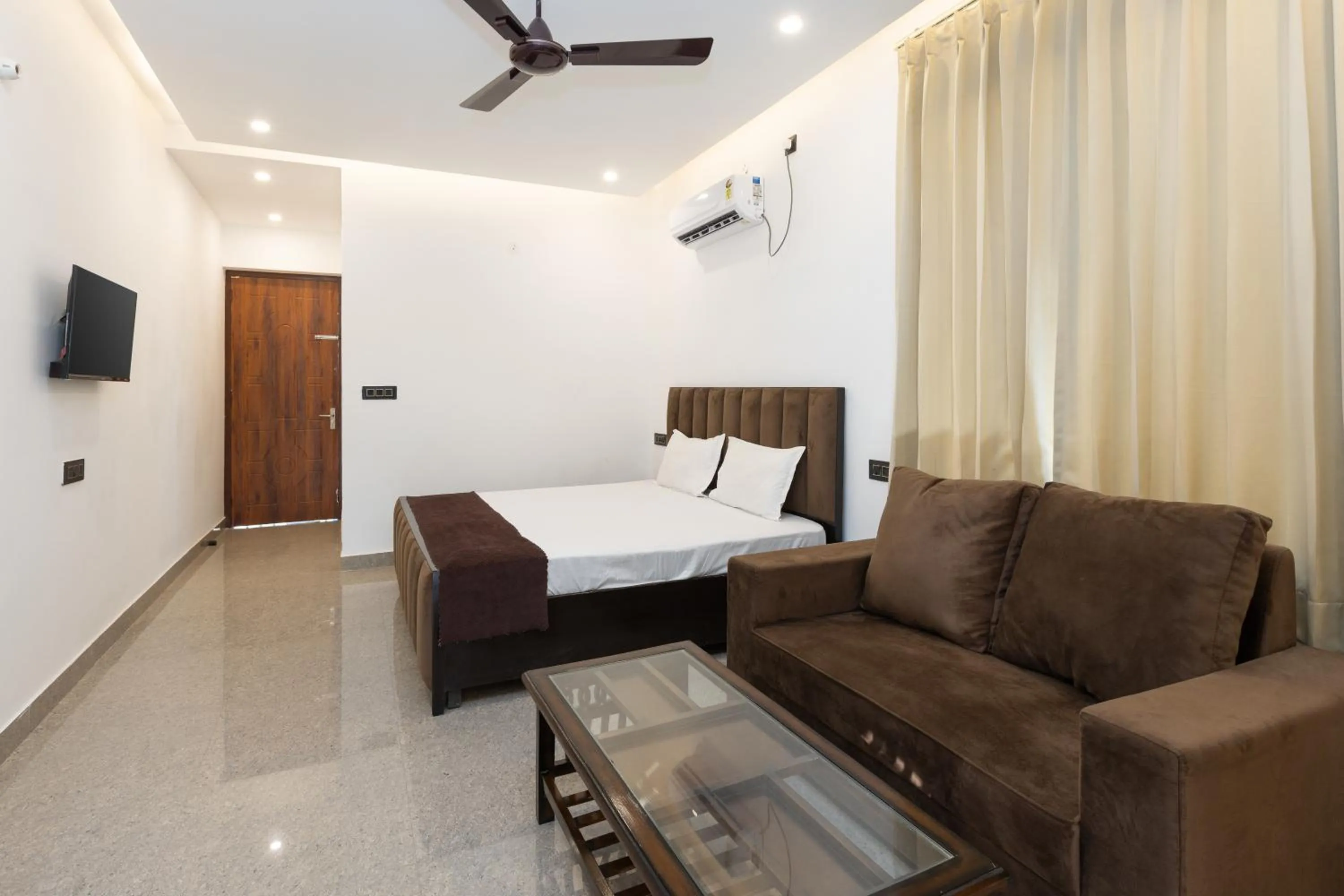 Bed in The Bougainvillea Retreat - A Luxury Private Pool Villa in Dehradun