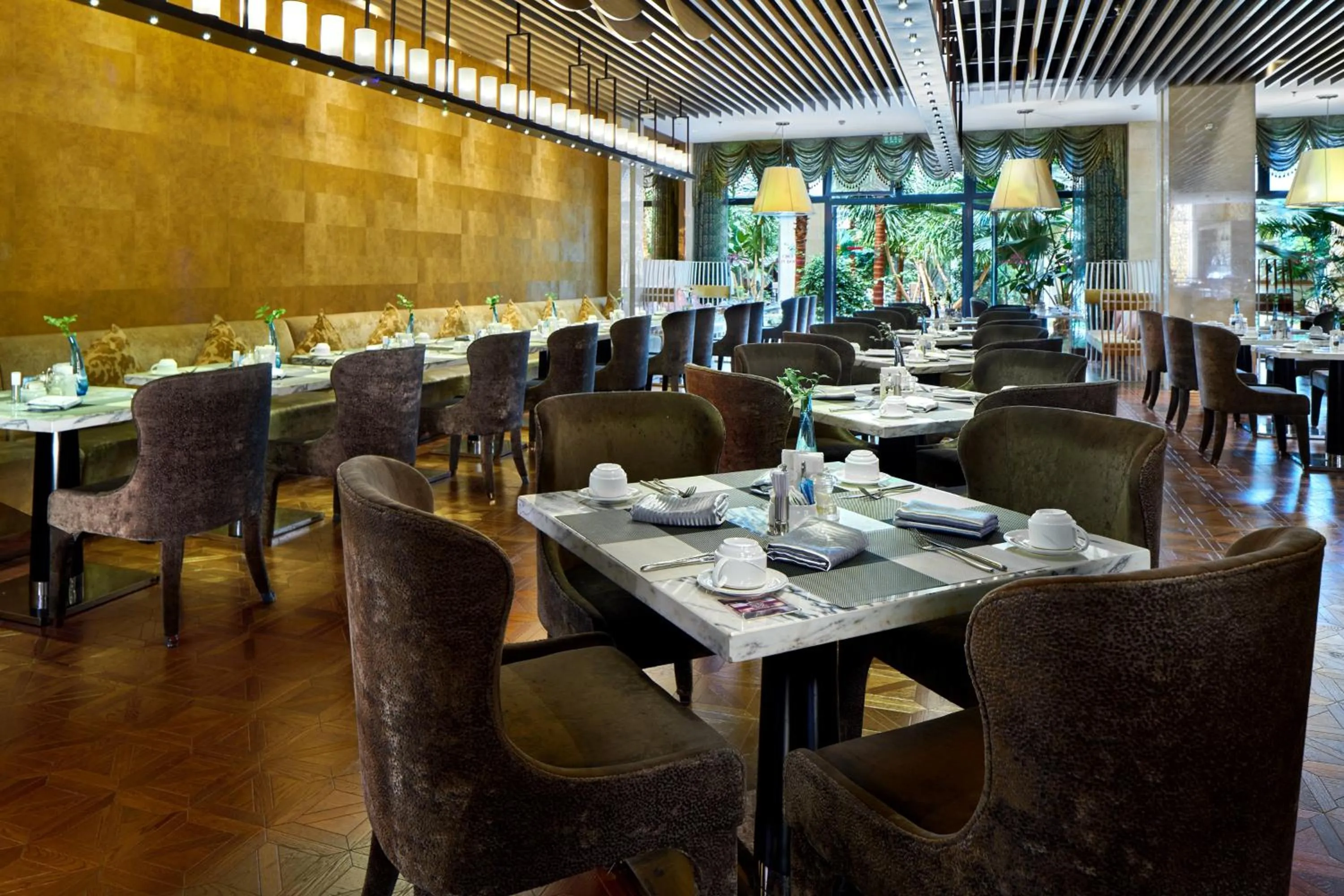 Restaurant/places to eat in Crowne Plaza Ordos, an IHG Hotel