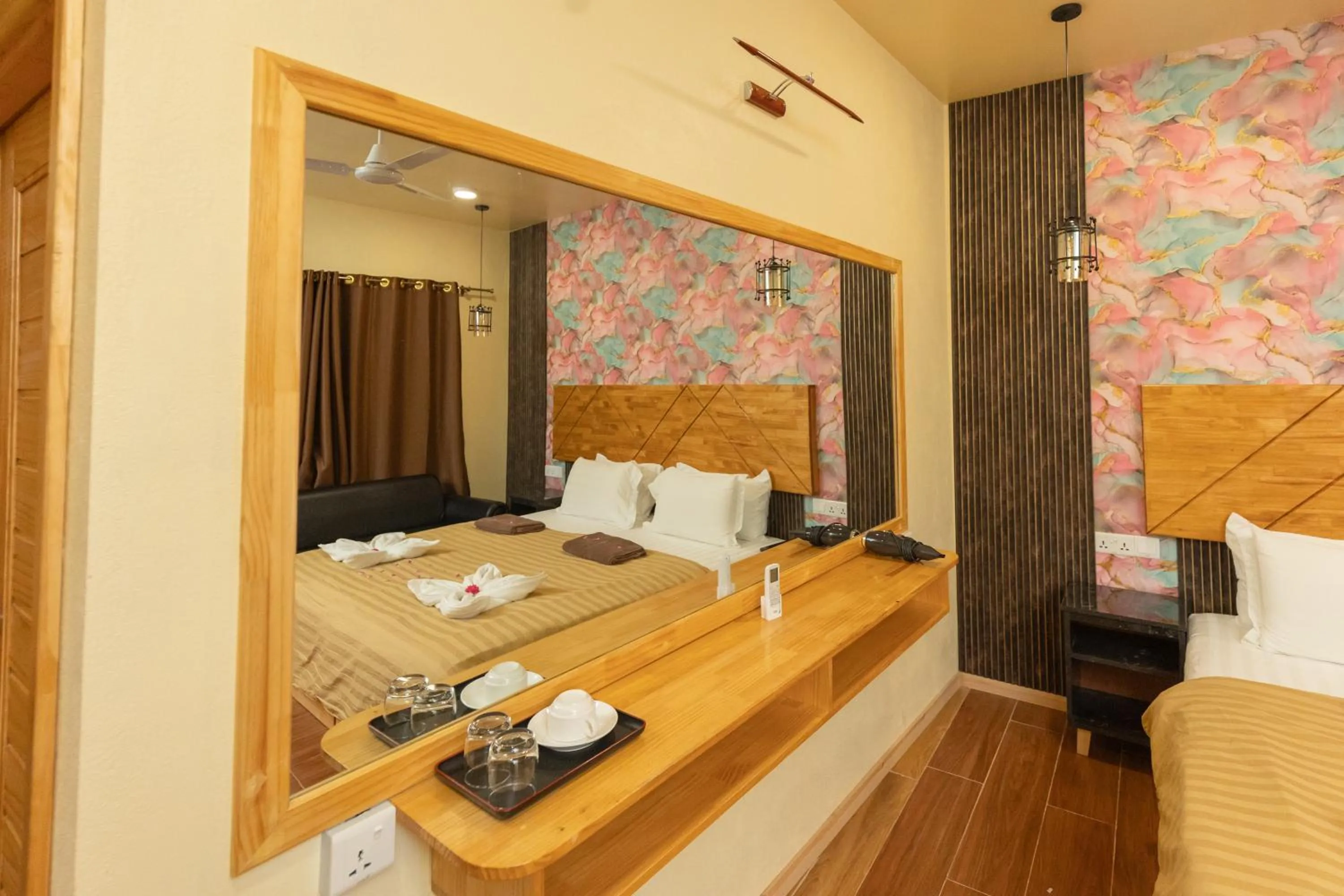 Property building, Bed in Tranquil Thoddoo