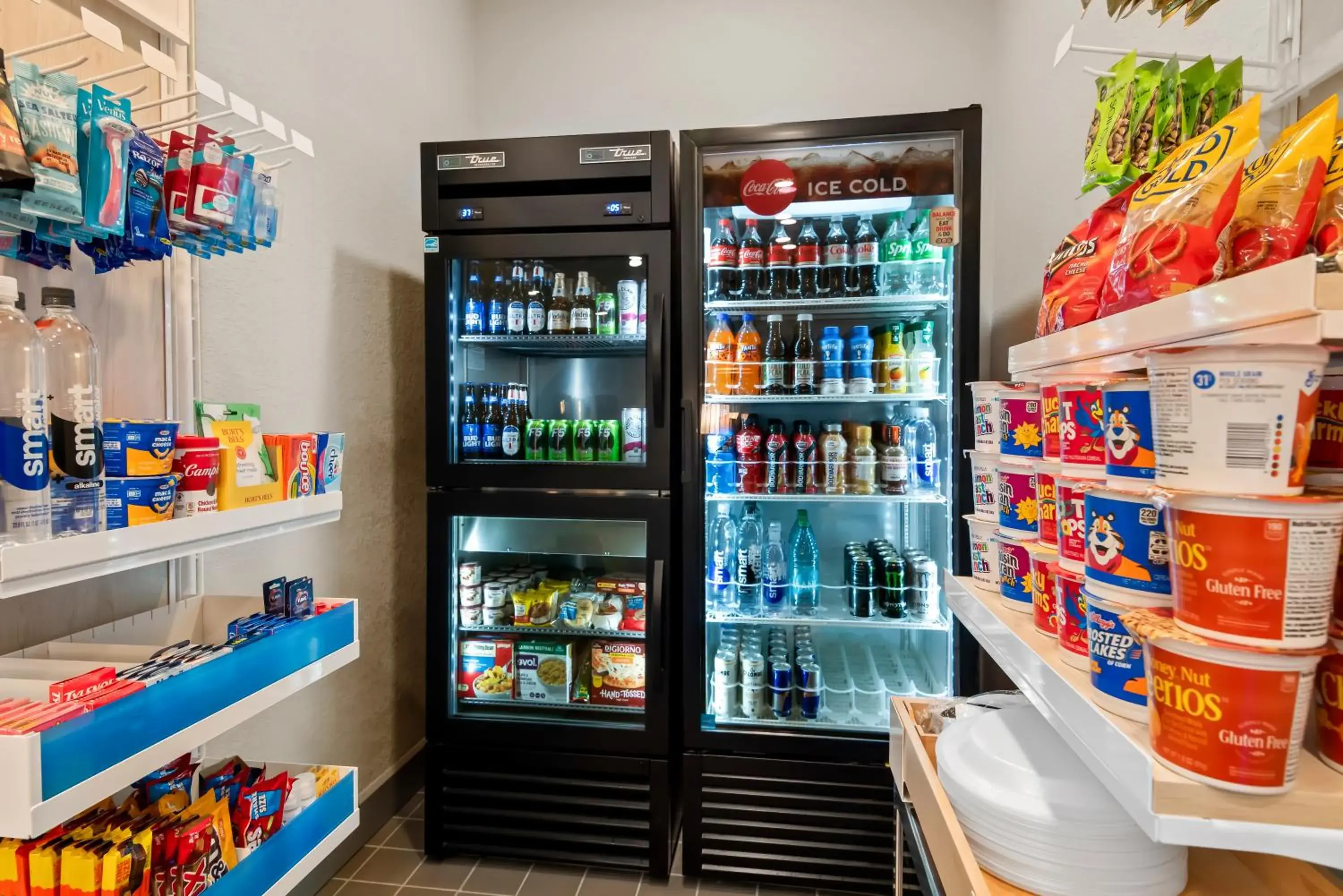 Food and drinks in Spark by Hilton Wichita Falls Food and drinks in Spark by Hilton Wichita Falls