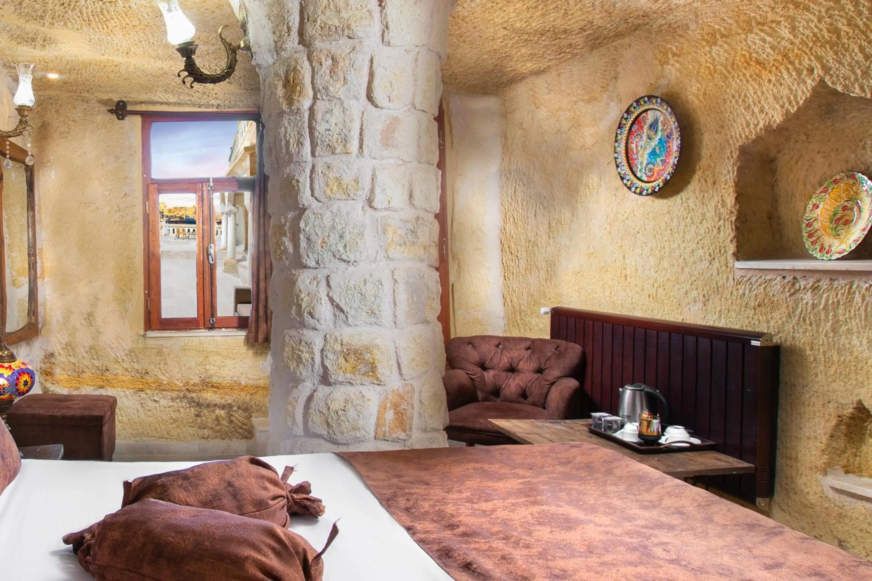 Bedroom, Bed in Romantic Cave Hotel