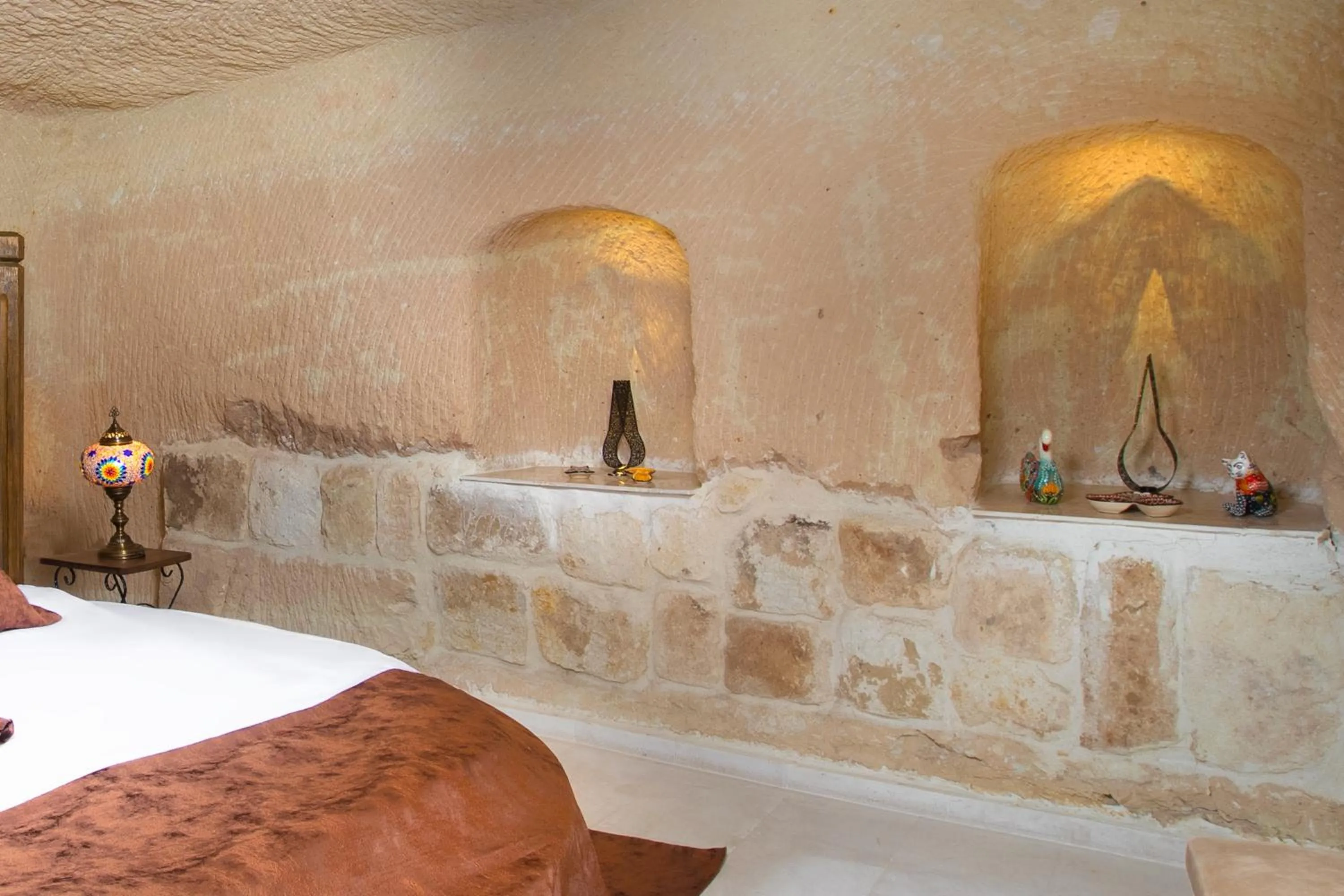 Photo of the whole room in Romantic Cave Hotel