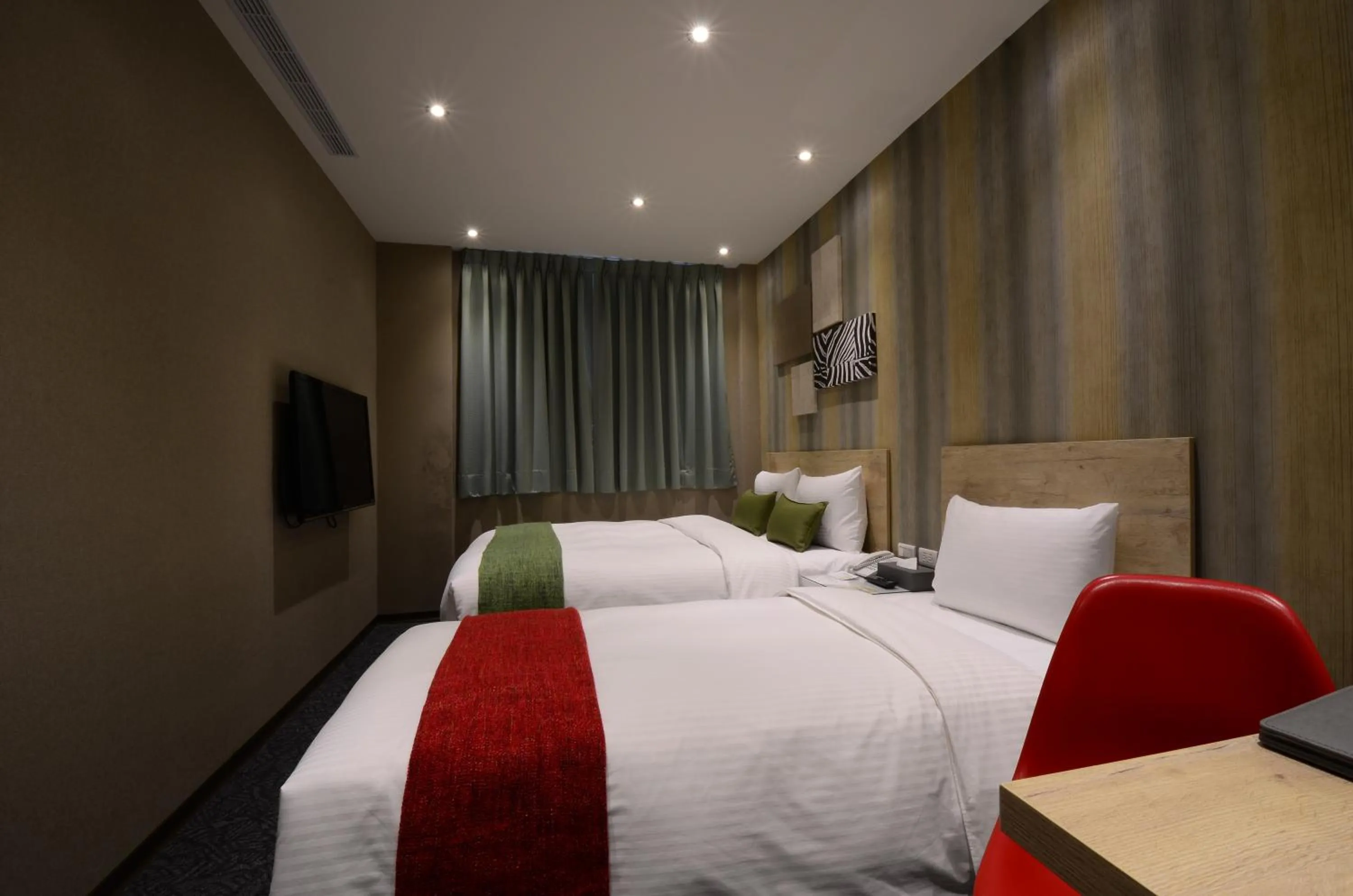 Photo of the whole room, Bed in ARK Hotel - Dongmen