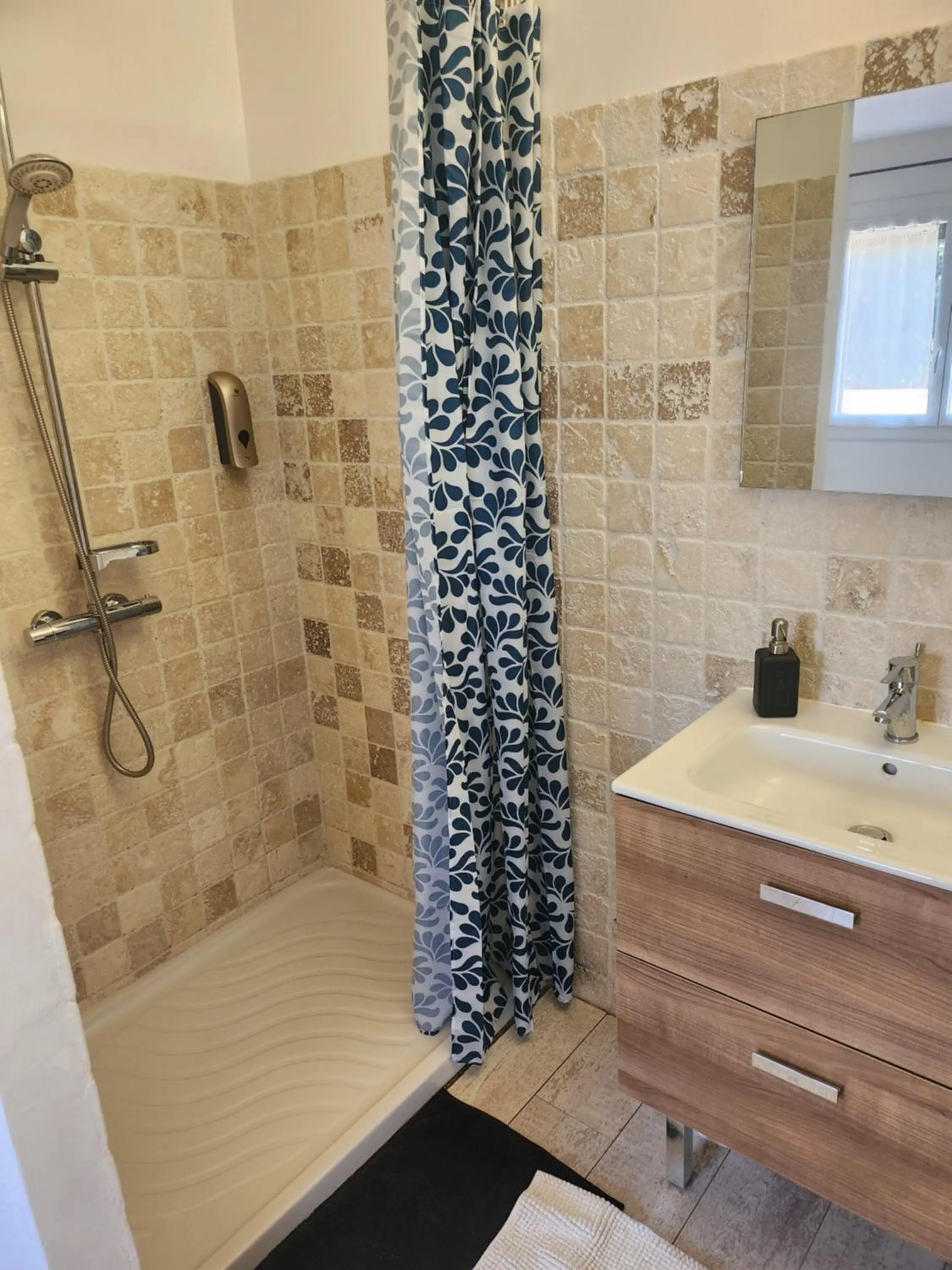 Bathroom in La villa de Fleury