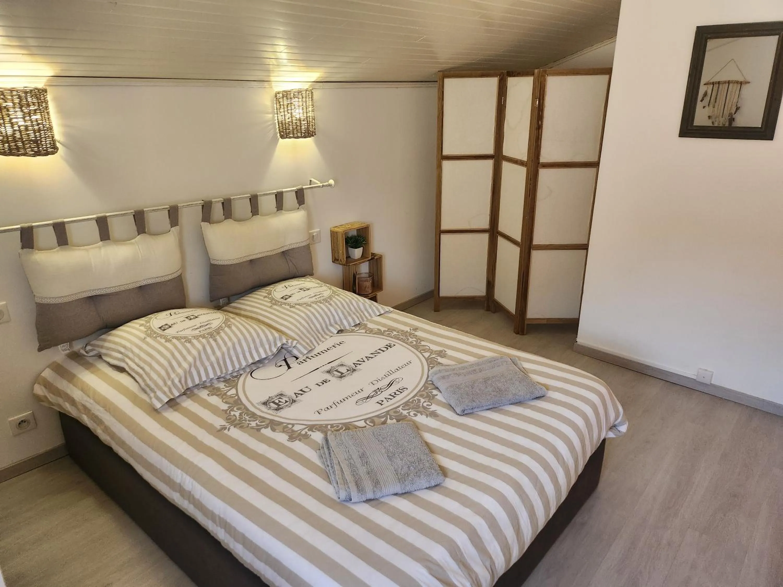 Bedroom, Bed in La villa de Fleury