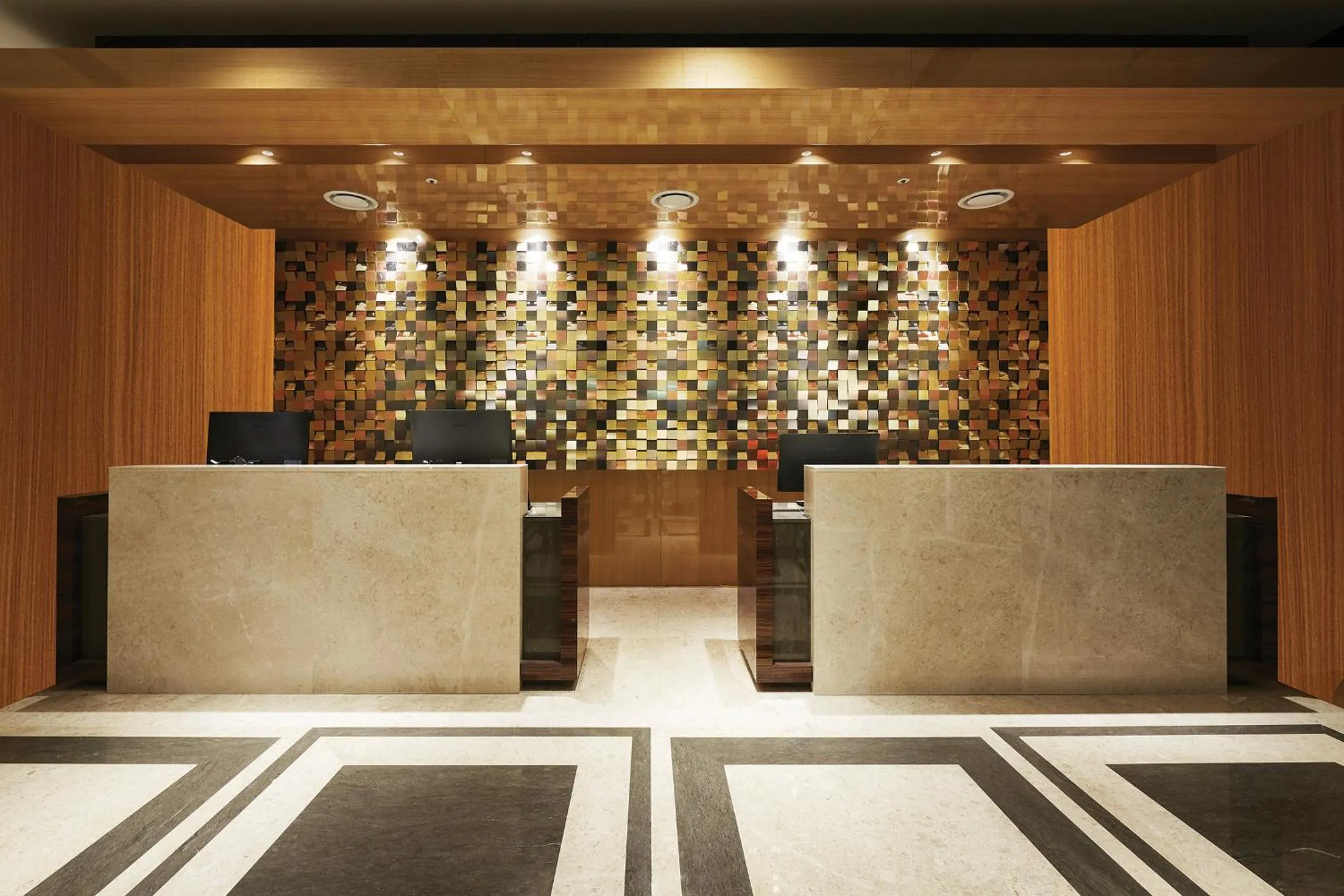 Traum Valley Hotel - formerly jeongseon intoraon hotel