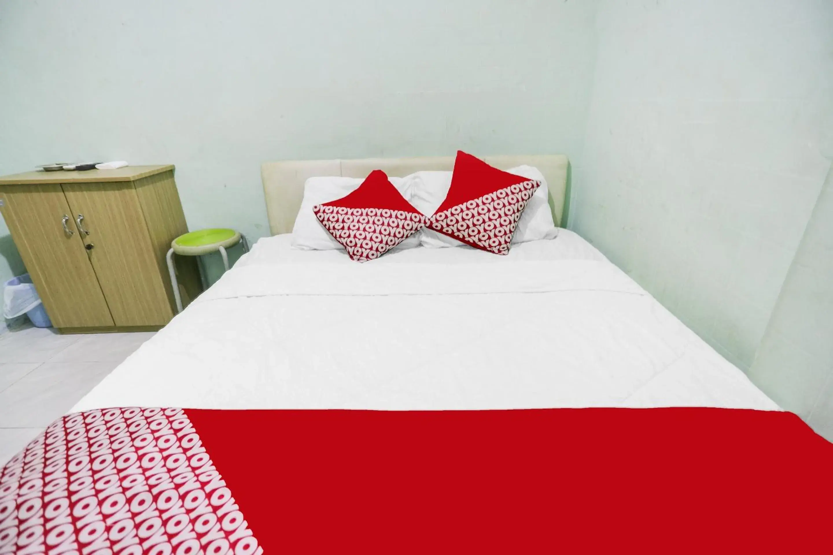 Bedroom, Bed in Hotel O Rajawali Inn Bedroom, Bed in Hotel O Rajawali Inn