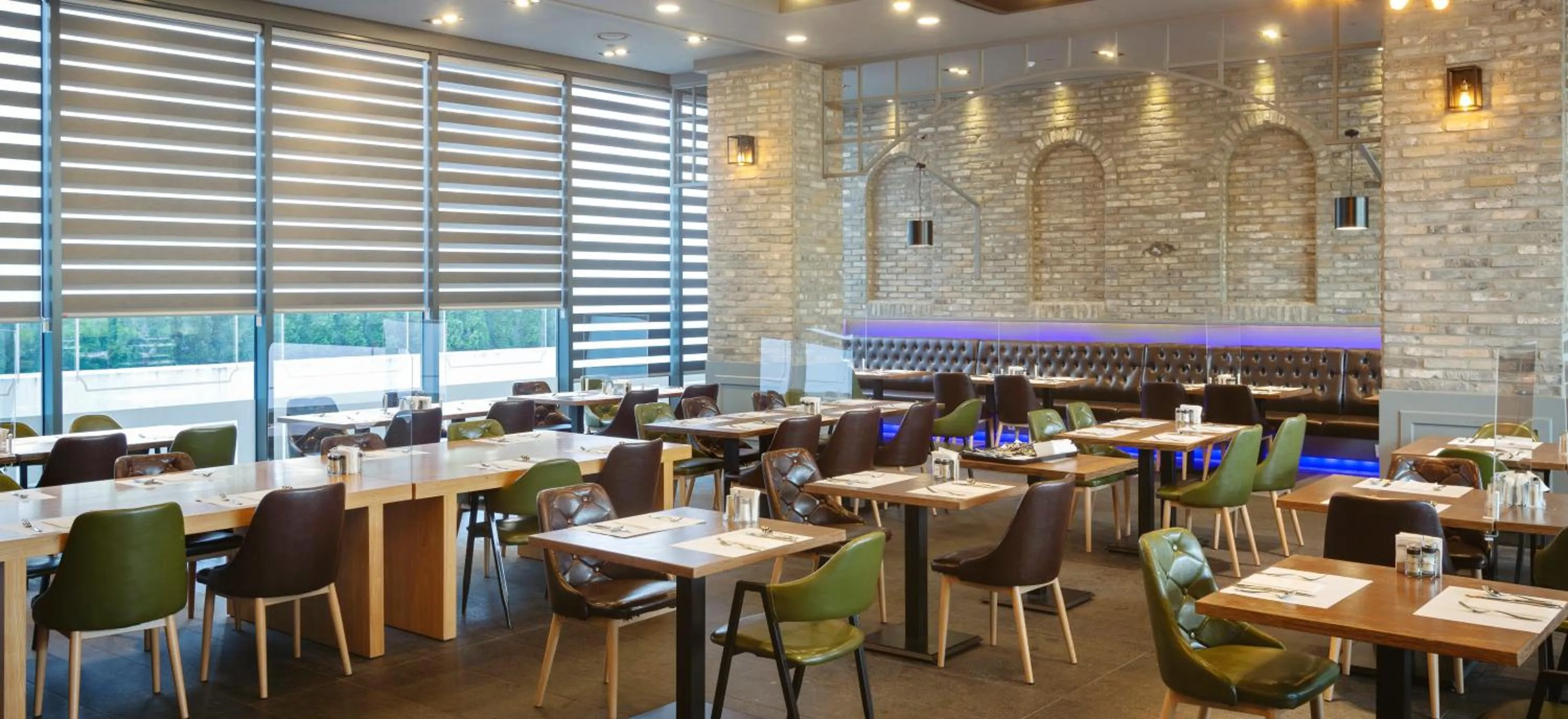 Restaurant/places to eat in Grand City Hotel Changwon