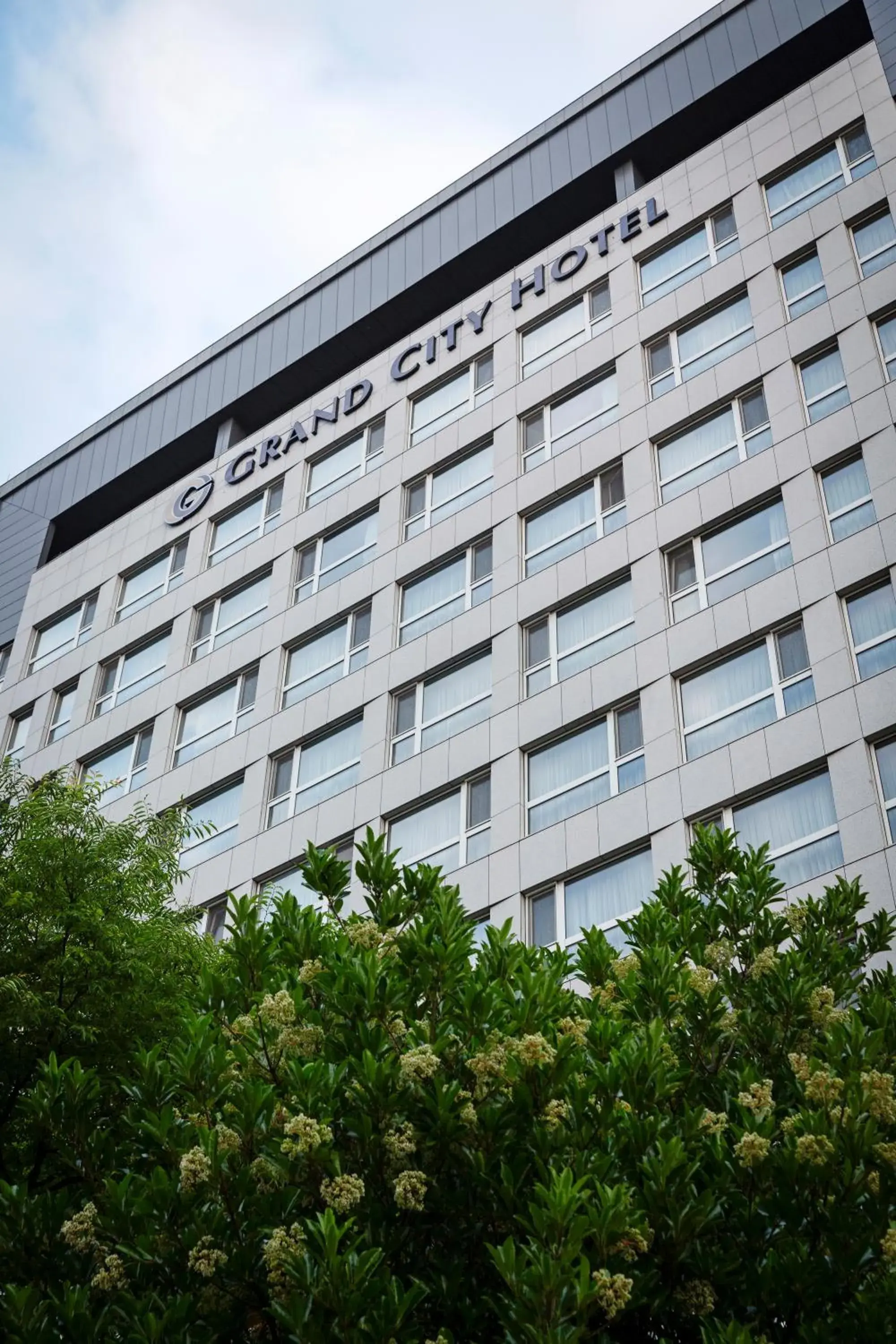 Property building in Grand City Hotel Changwon Property building in Grand City Hotel Changwon