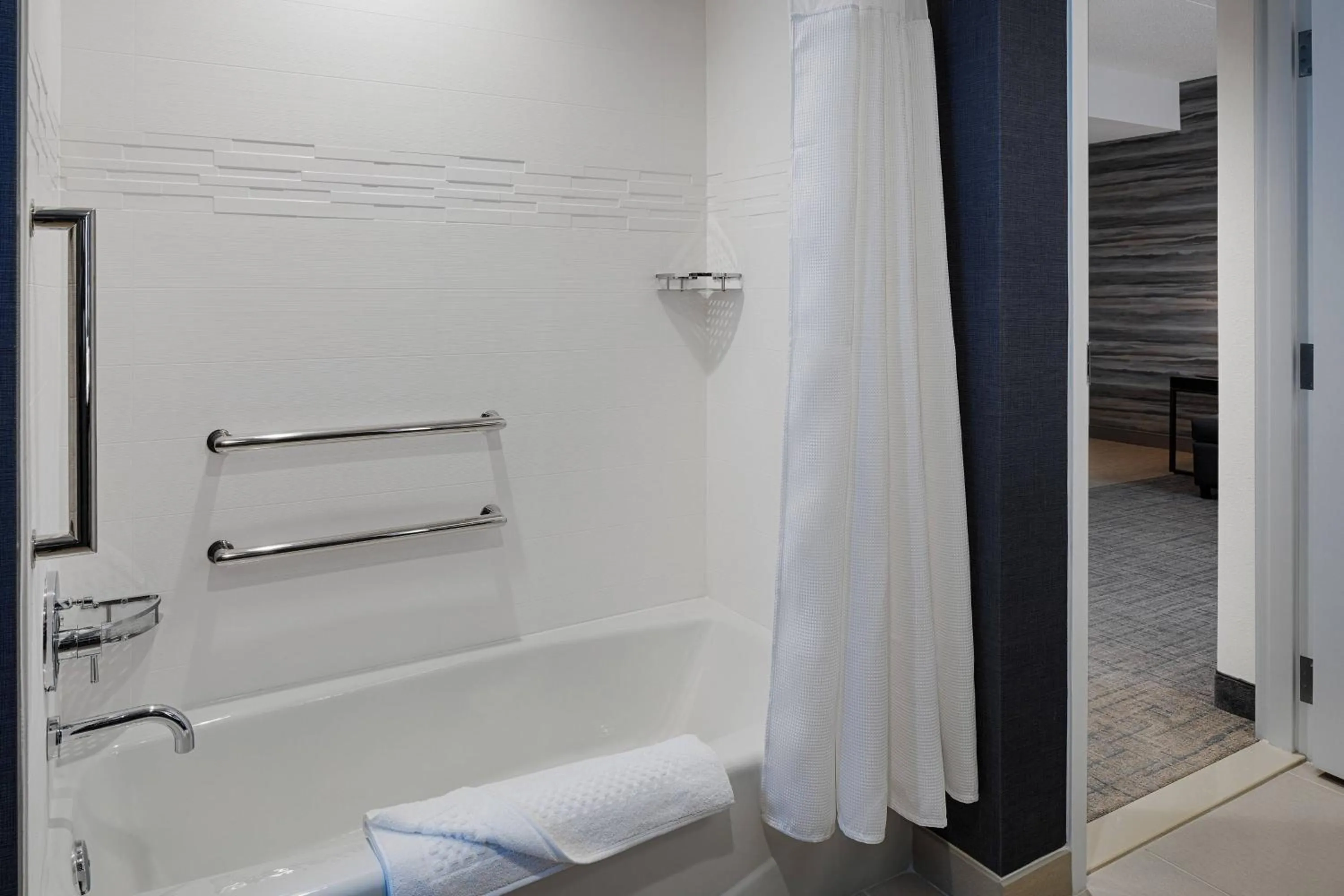 Bathroom in Residence Inn by Marriott Columbus Airport