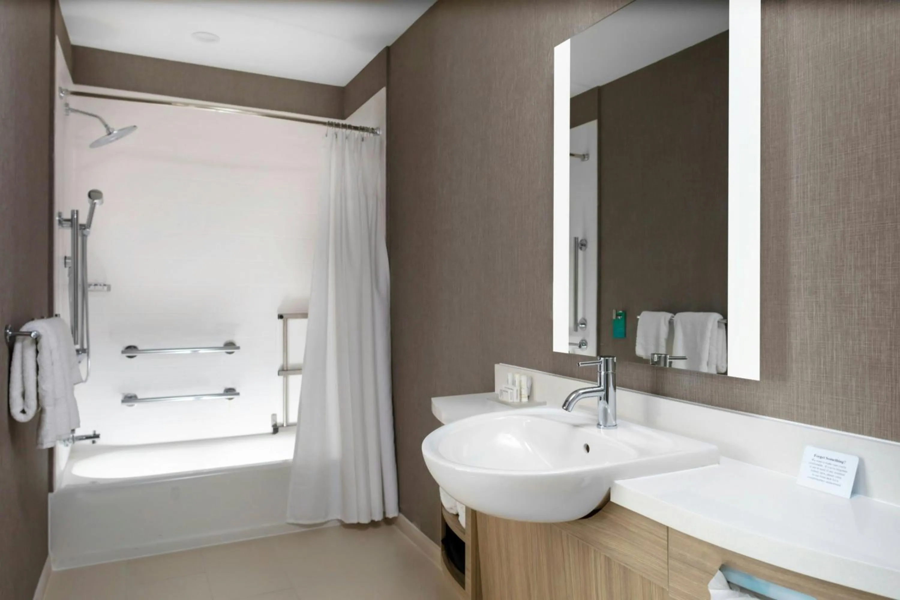 Bathroom in SpringHill Suites Kansas City Airport