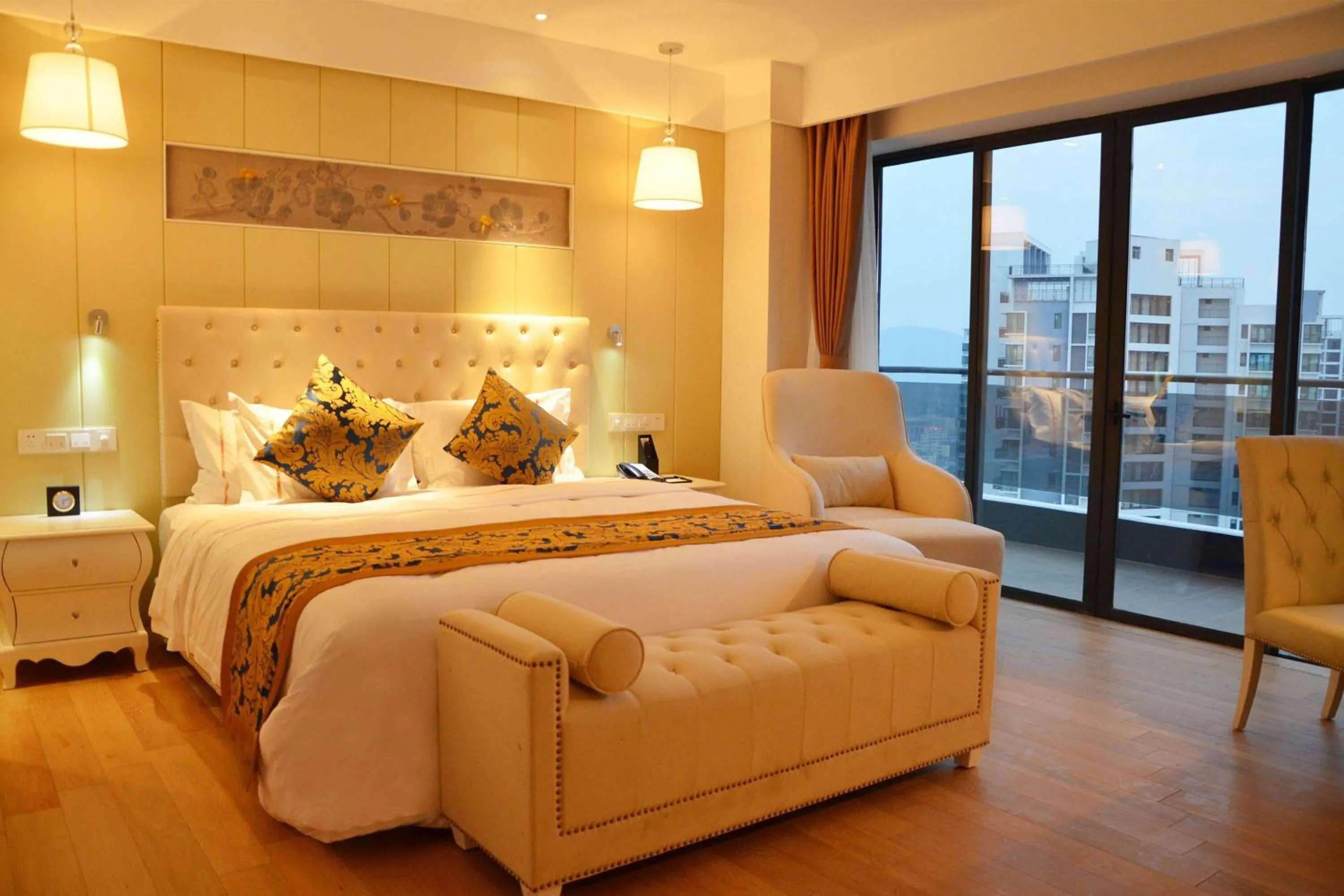 Photo of the whole room, Bed in Wyndham Garden Lingshui