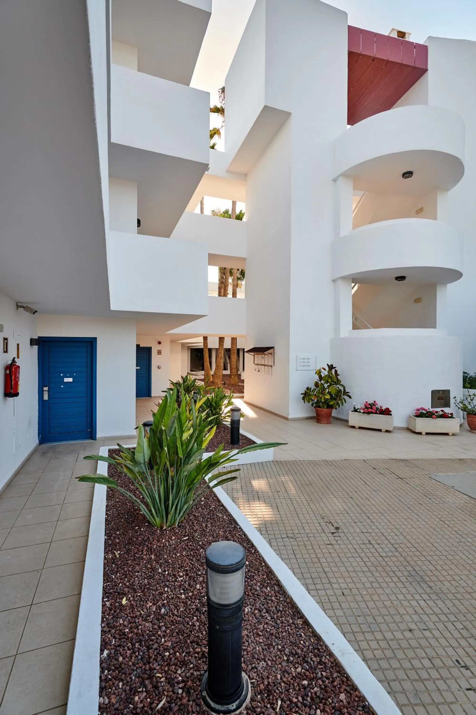 Property building in Hipotels Apartamentos Cala Bona