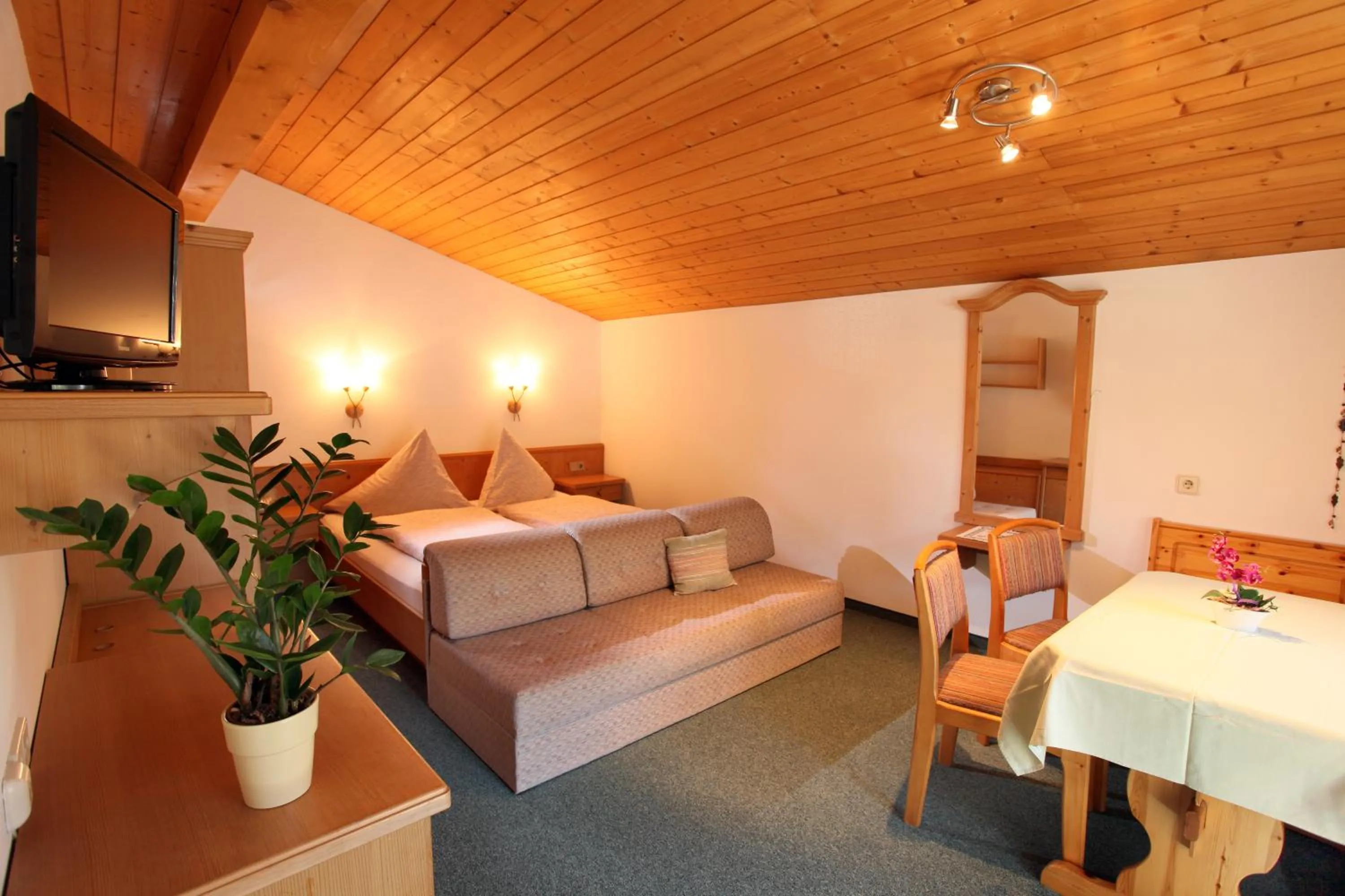 Bed in Gästehaus Roland