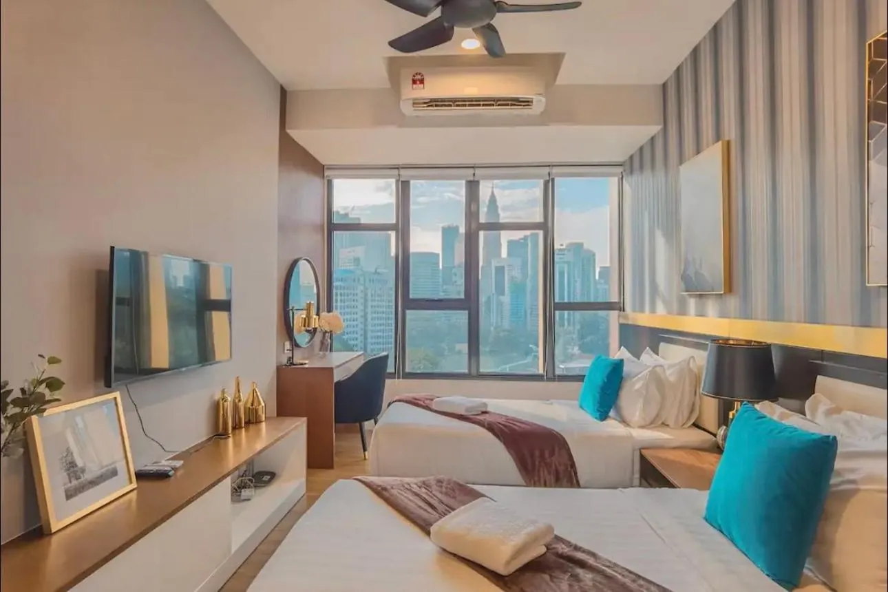 Bed in Ceylonz Suites by StayKL Stevvy