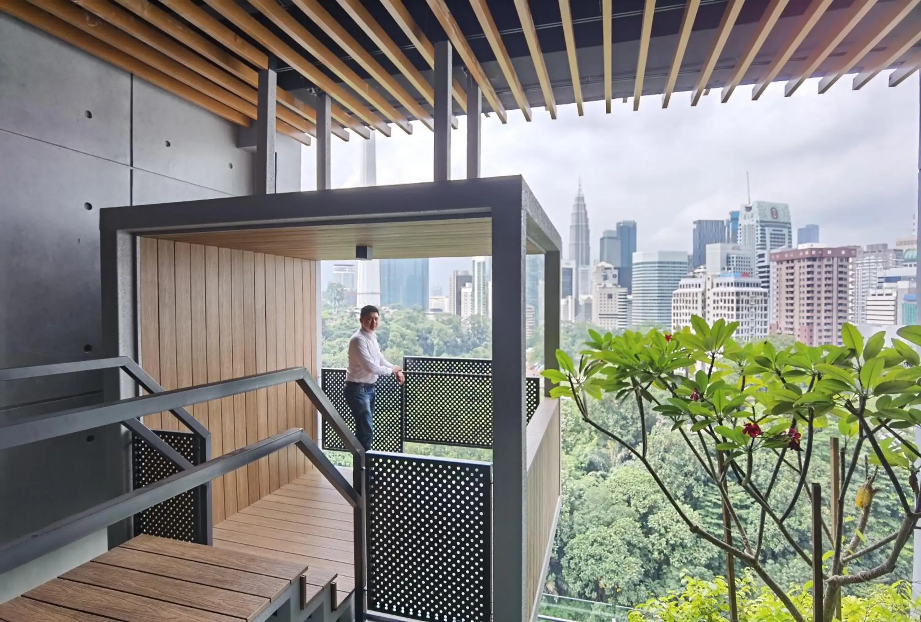 Property building in Ceylonz Suites by StayKL Stevvy Property building in Ceylonz Suites by StayKL Stevvy