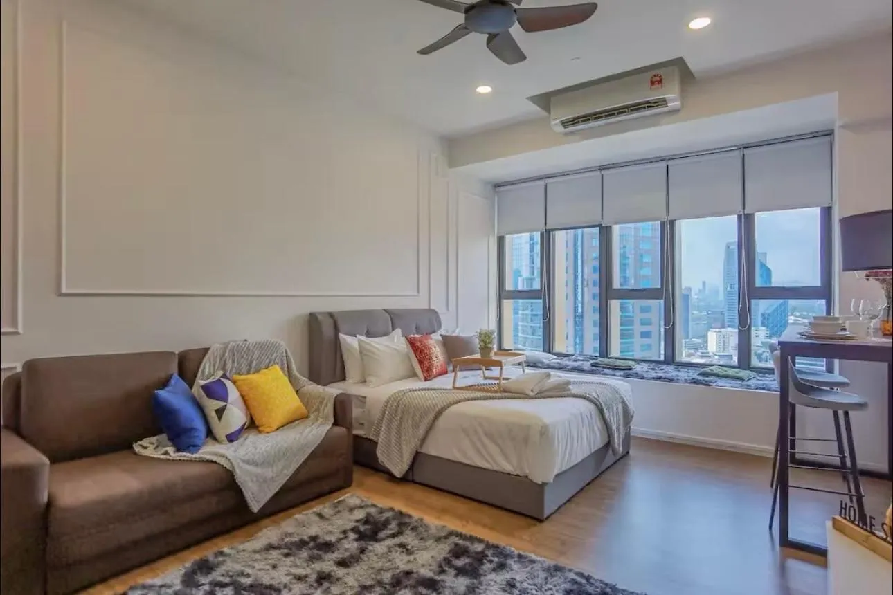 Bed in Ceylonz Suites by StayKL Stevvy