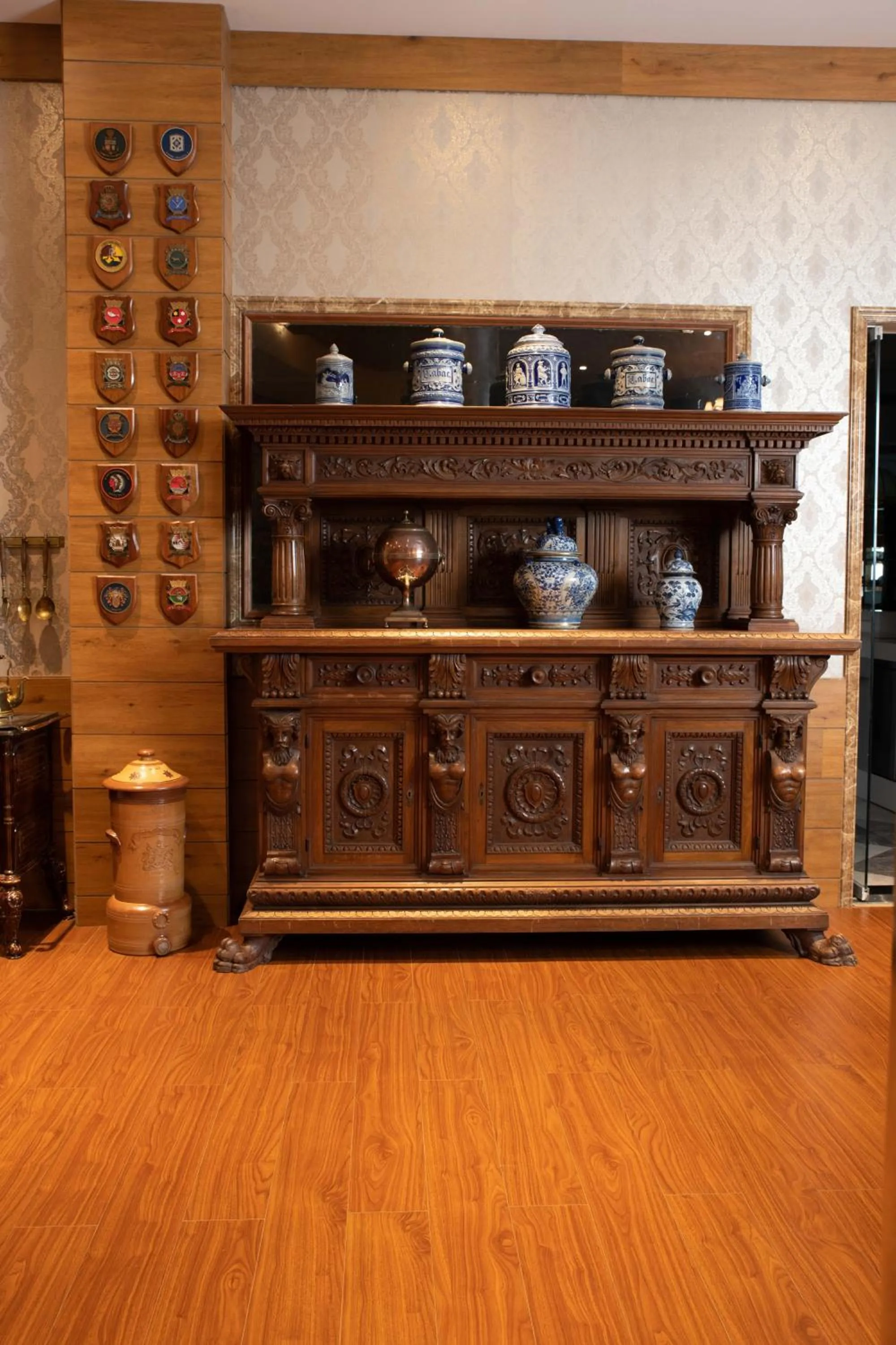 Decorative detail in MAYFAIR Tea Resort