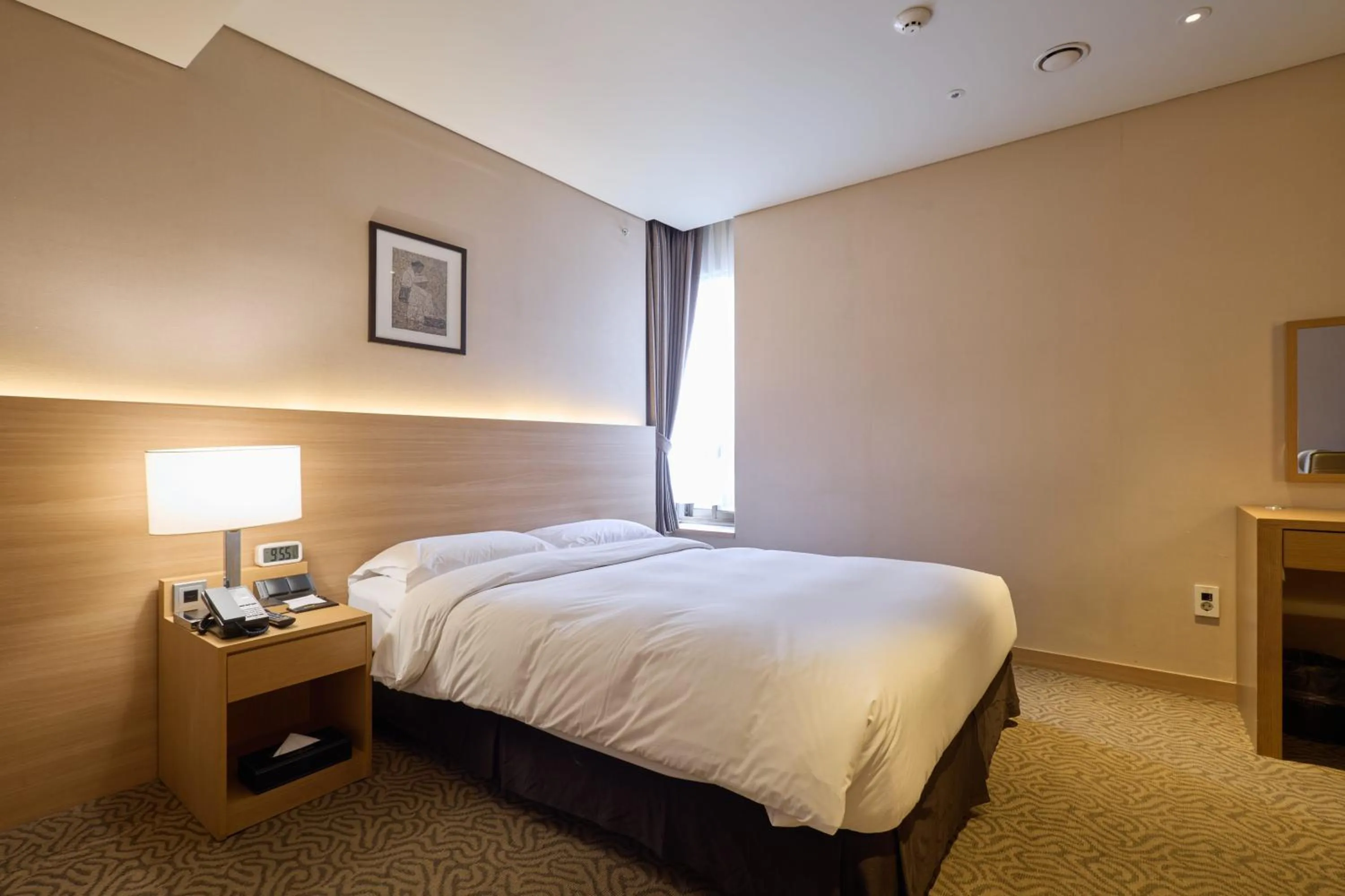 Bed in Summit Hotel Seoul Dongdaemun